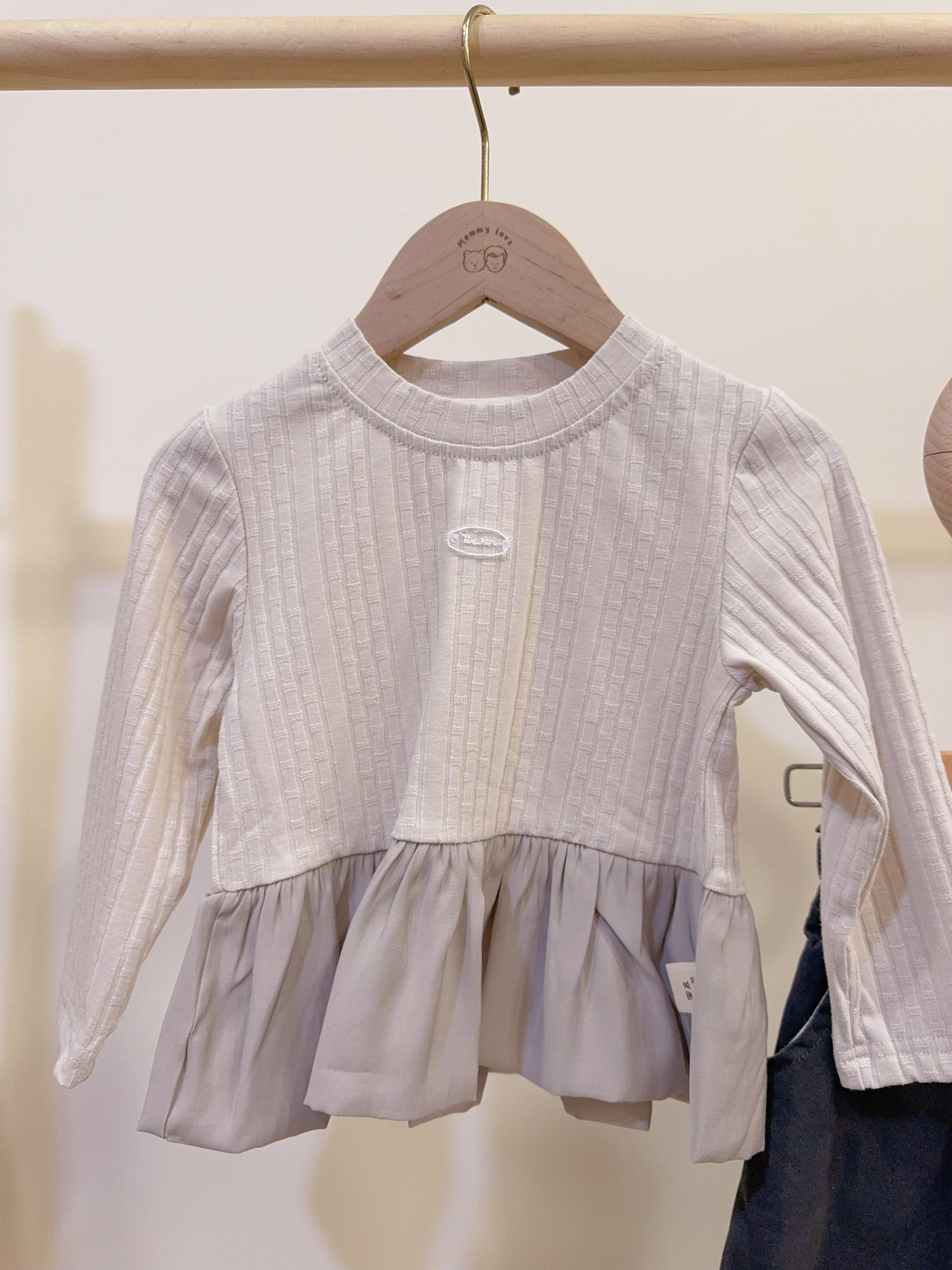 8150坑條荷葉衣A24