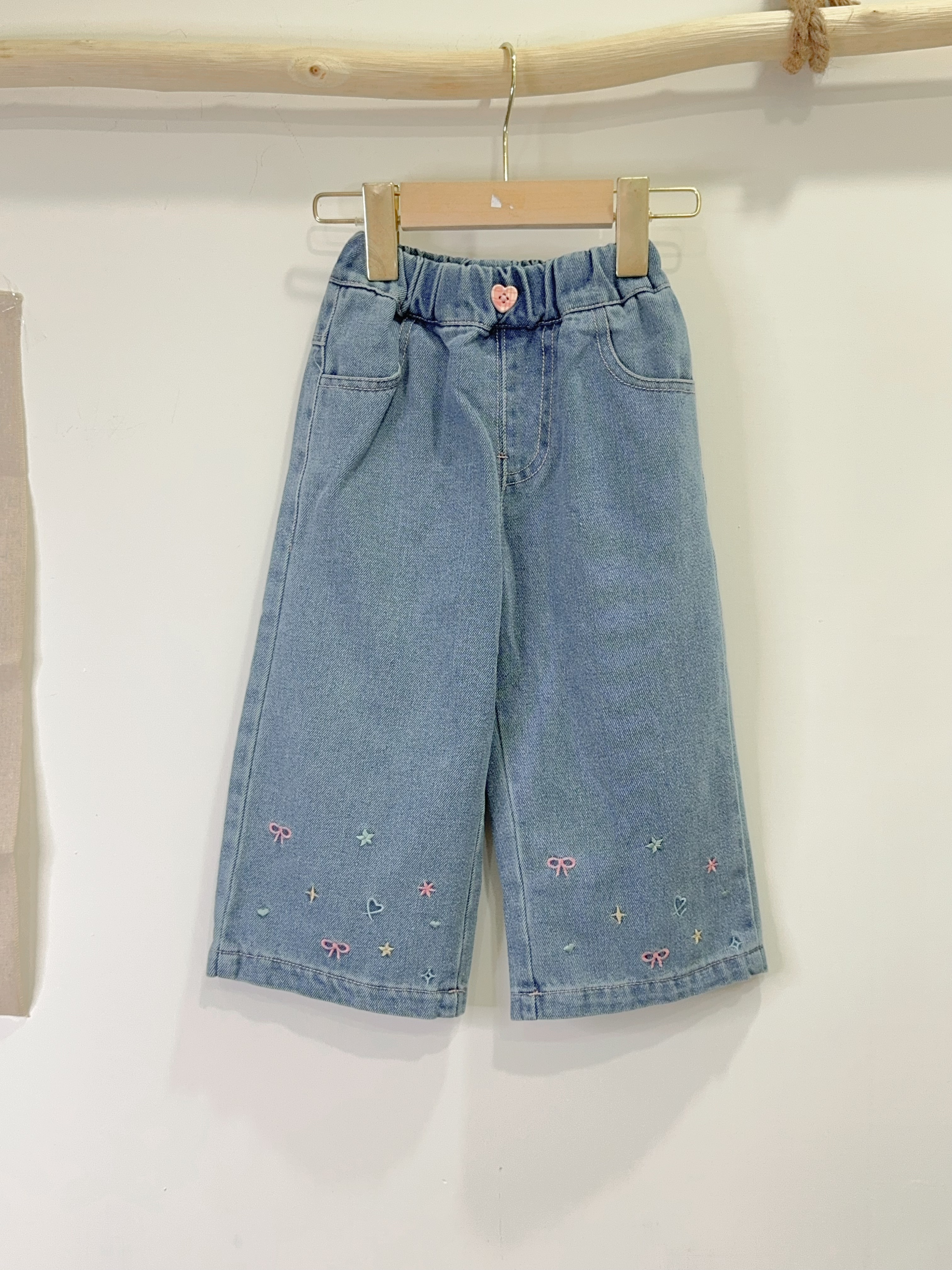 K5809愛心扣刺繡牛仔褲A11