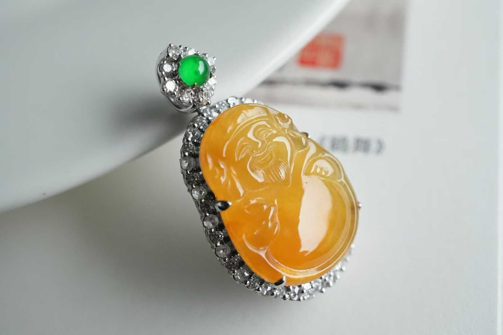 9983 翡翠冰黃翡財神吊墜