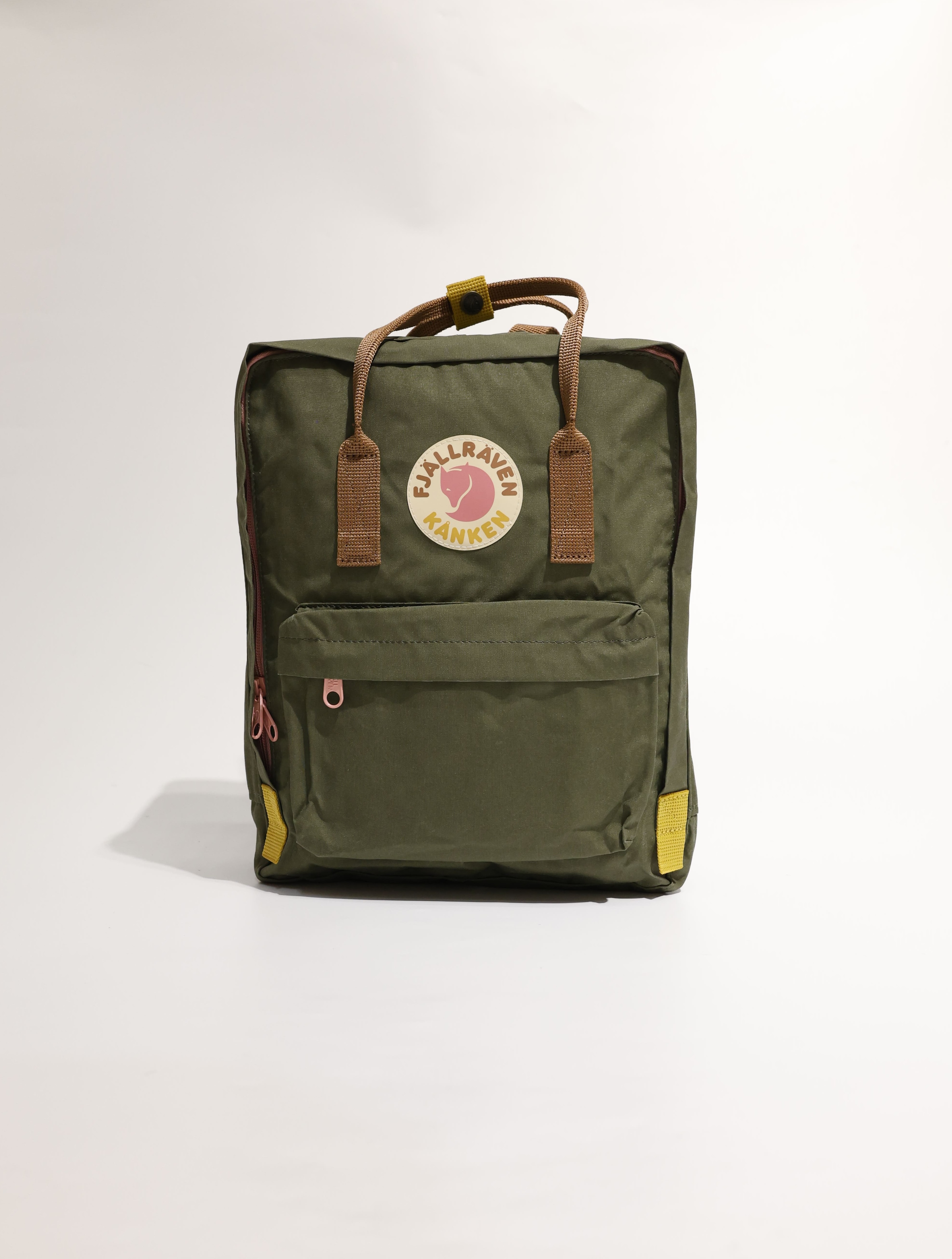 FJALLRAVEN 小狐狸 Kanken Koncept backpack 背包 FR23200334