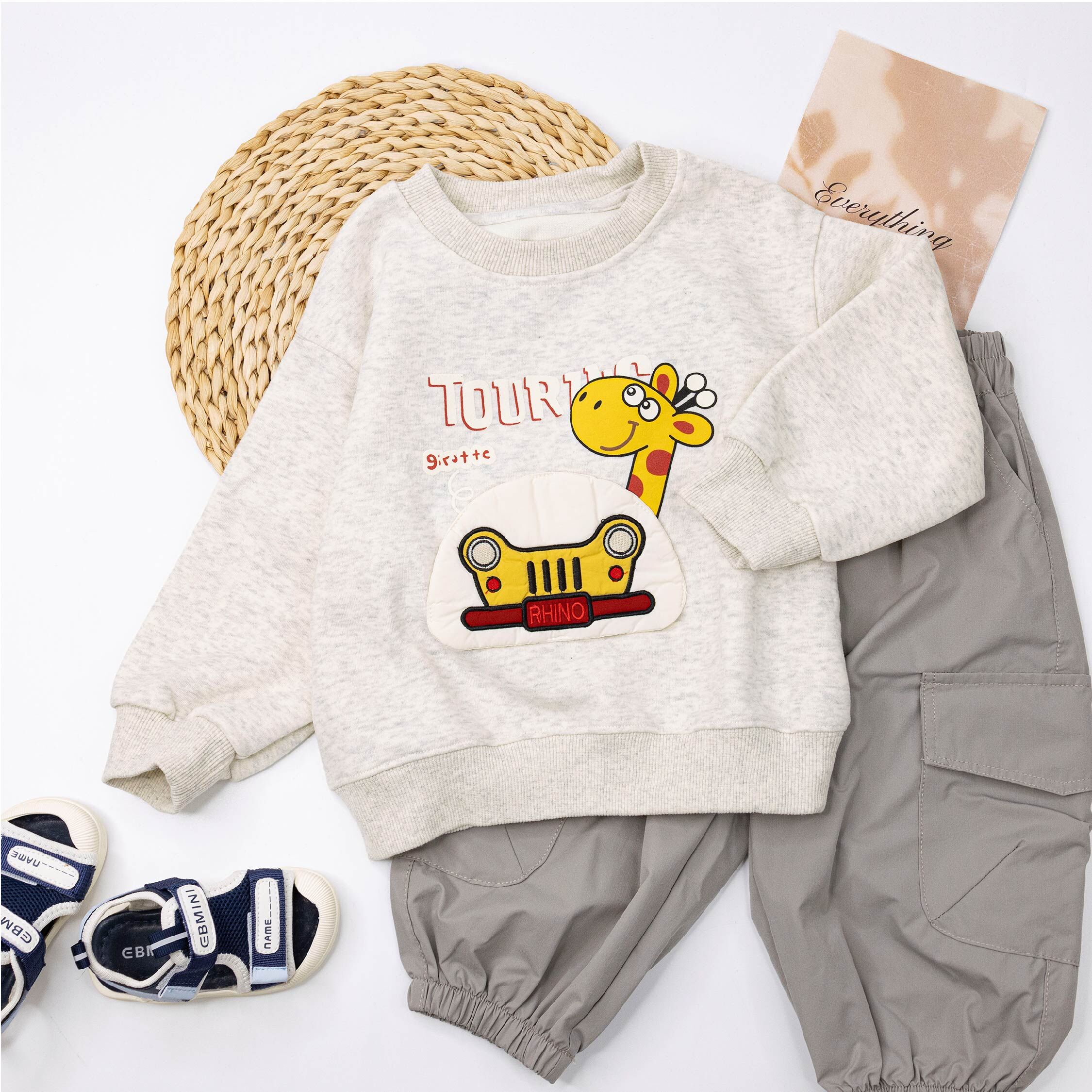 【H55068】俏皮長頸鹿造型機器上衣＊二色