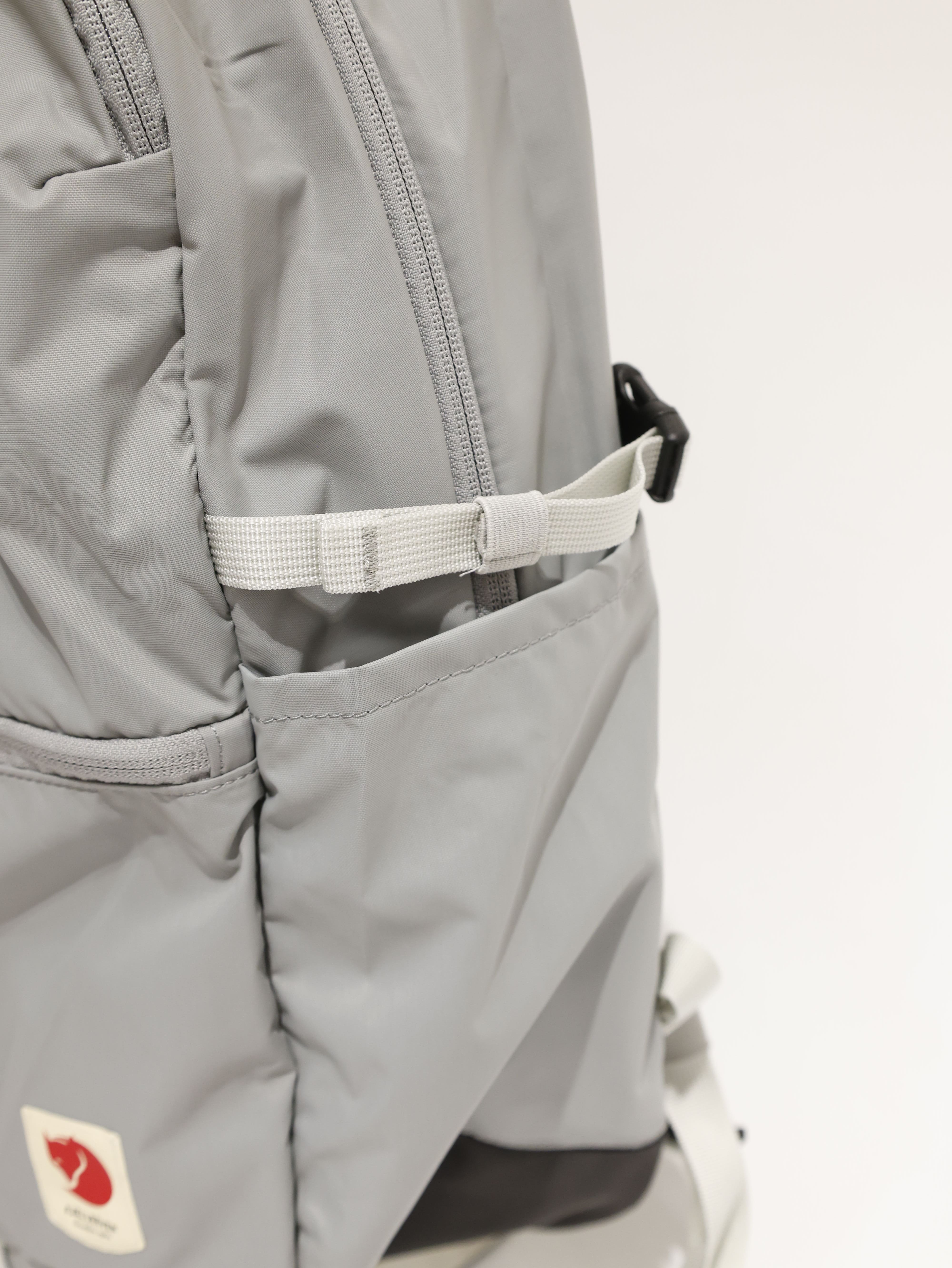FJALLRAVEN 小狐狸 High Coast Backpack 背包 FR23200330