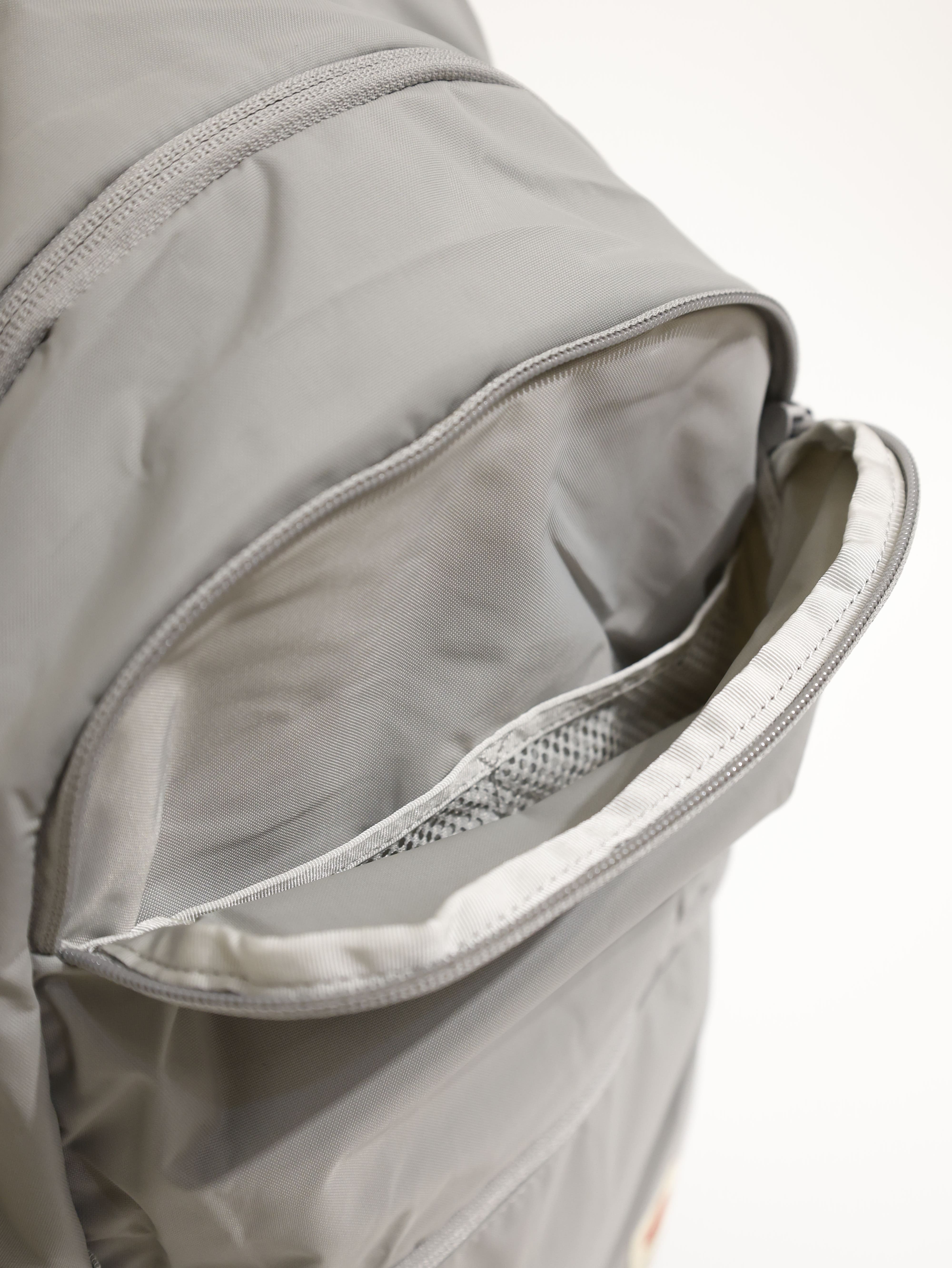 FJALLRAVEN 小狐狸 High Coast Backpack 背包 FR23200330