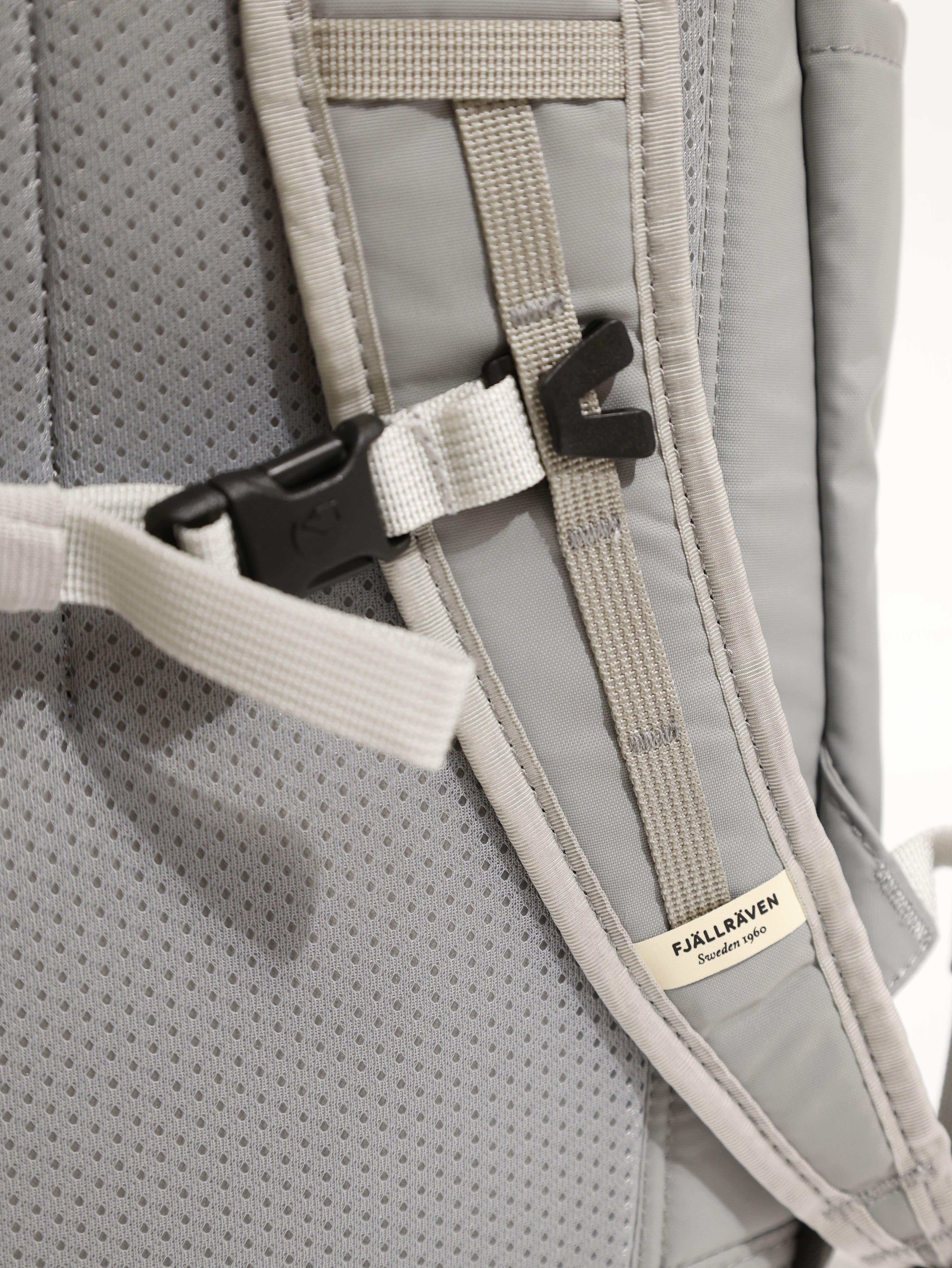 FJALLRAVEN 小狐狸 High Coast Backpack 背包 FR23200330