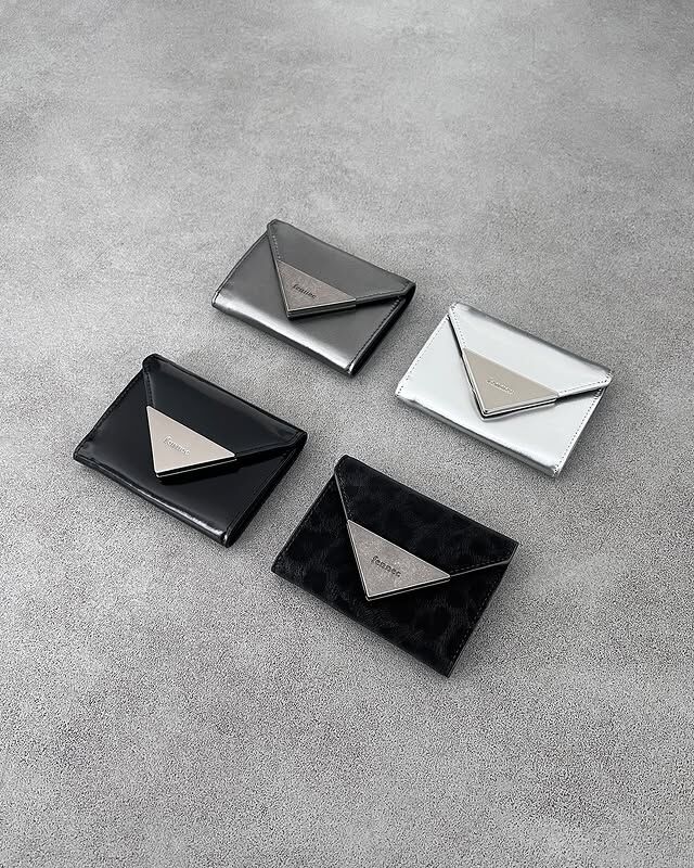 <快速出貨> Fennec 金屬漆面三折皮夾