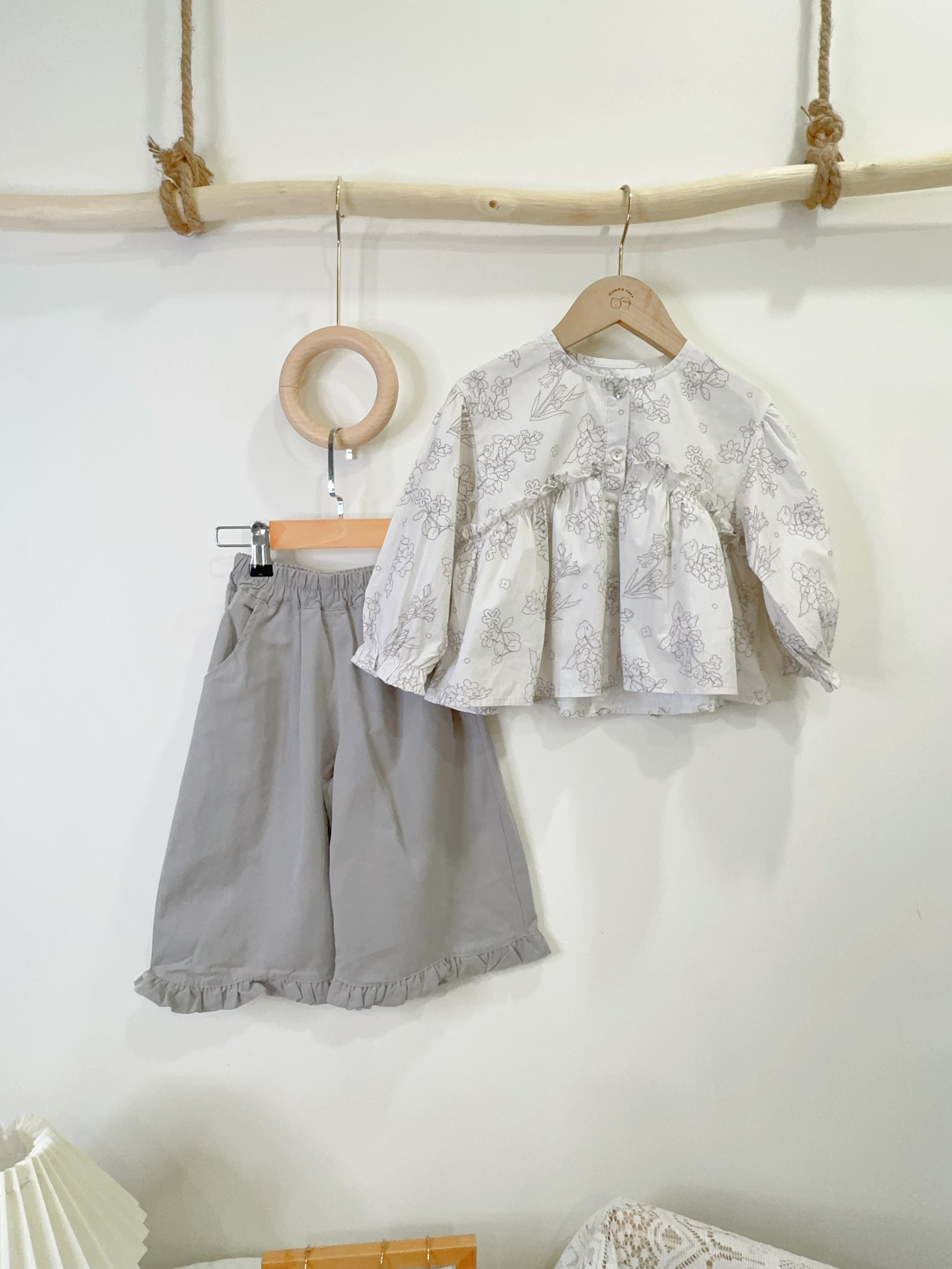 Q009大花傘狀上衣A022