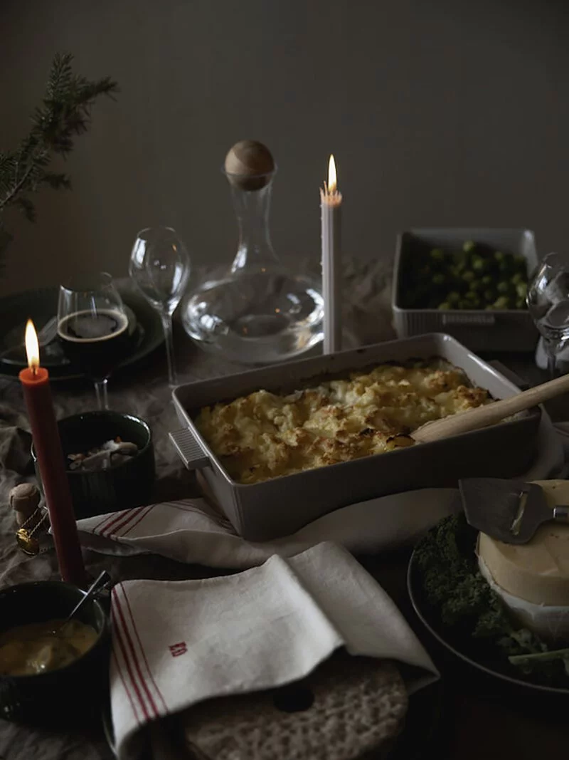 sagaform-Flora 烤盤,非常適合作義大利焗烤料理,搭配紅酒