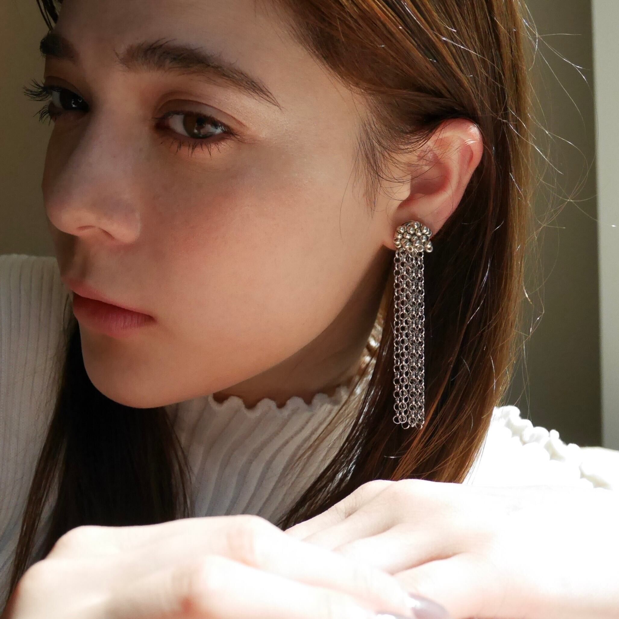 [nity] curtain long silver | 耳夾 (E381)