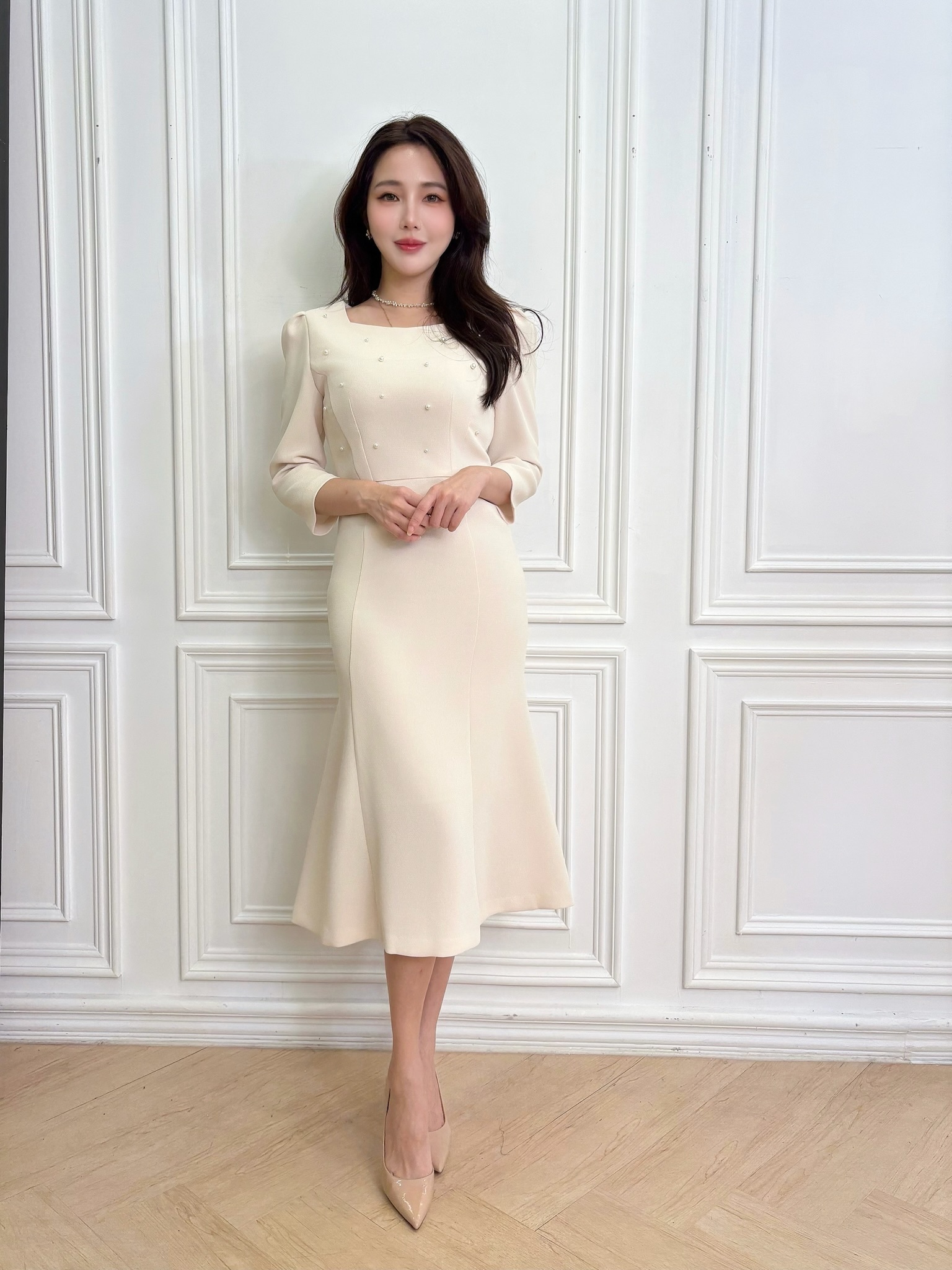 優雅白色珍珠魚尾洋