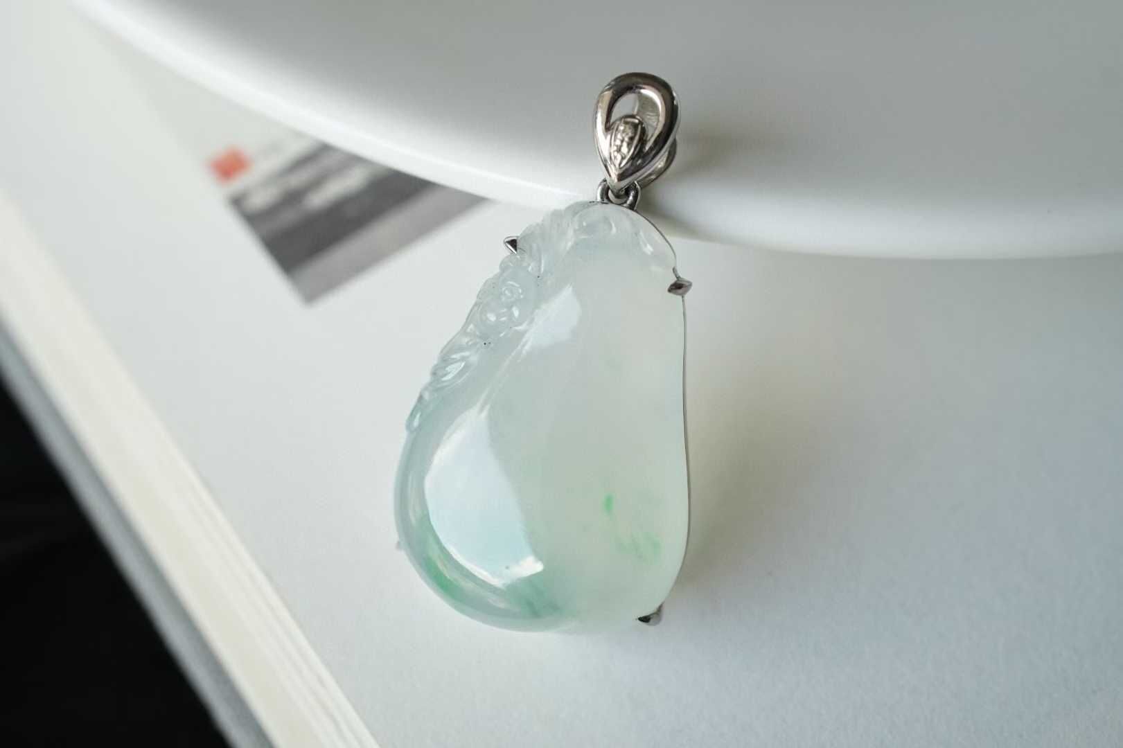 99820 翡翠冰飄金絲綠福瓜吊墜