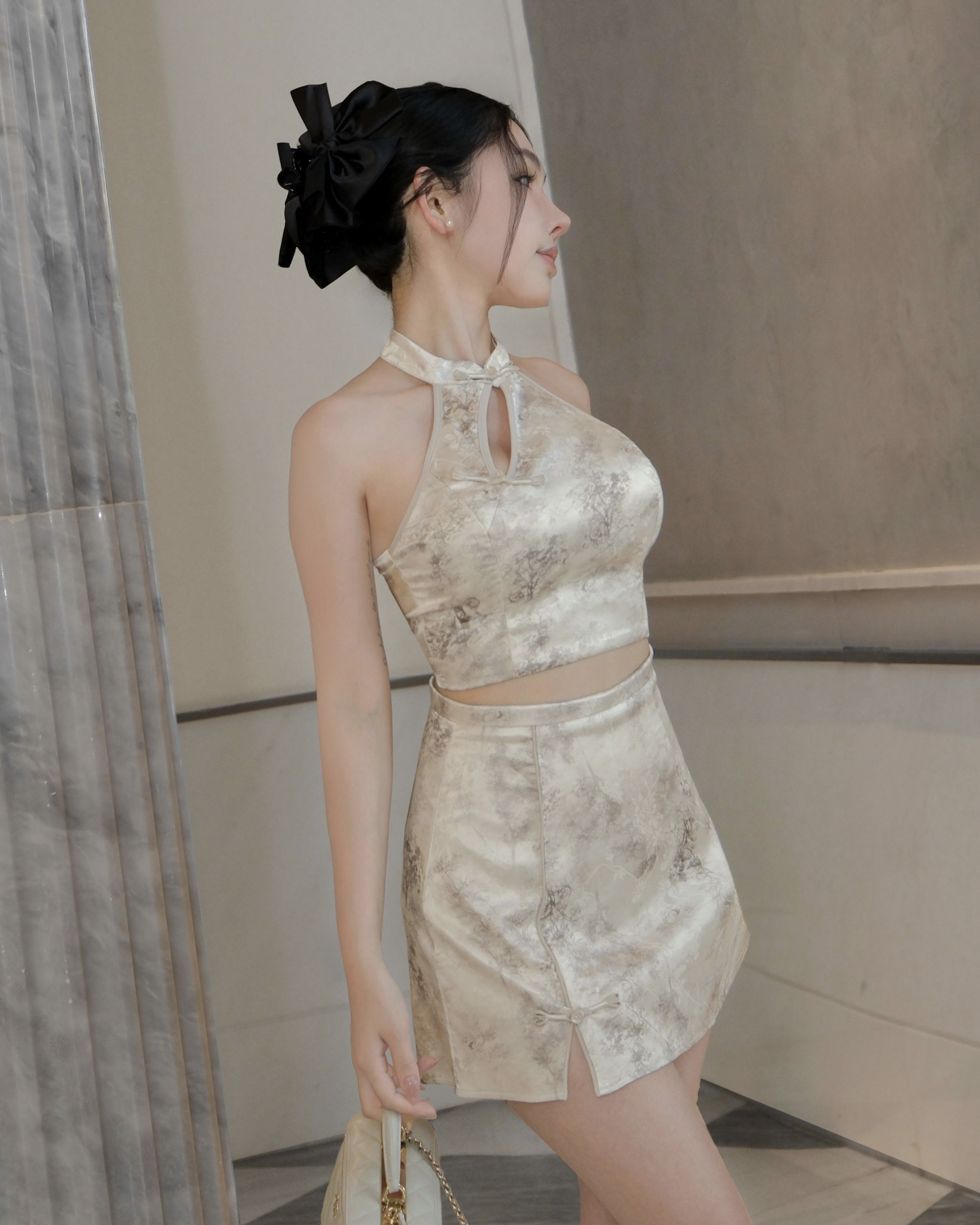 訂製-新中式香檳緞面削肩套裝