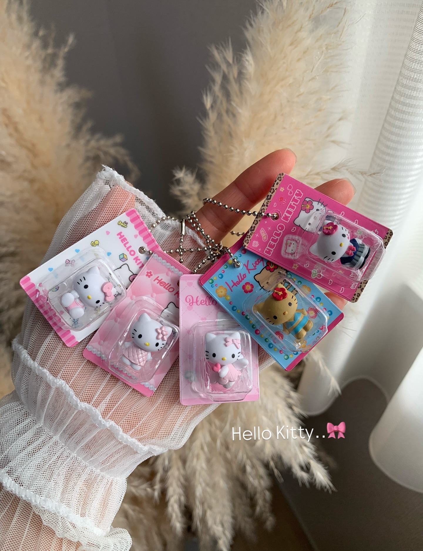 #月初出貨 🇯🇵日本 HELLO KITTY 凱蒂貓包裝迷你收藏 扭蛋吊飾