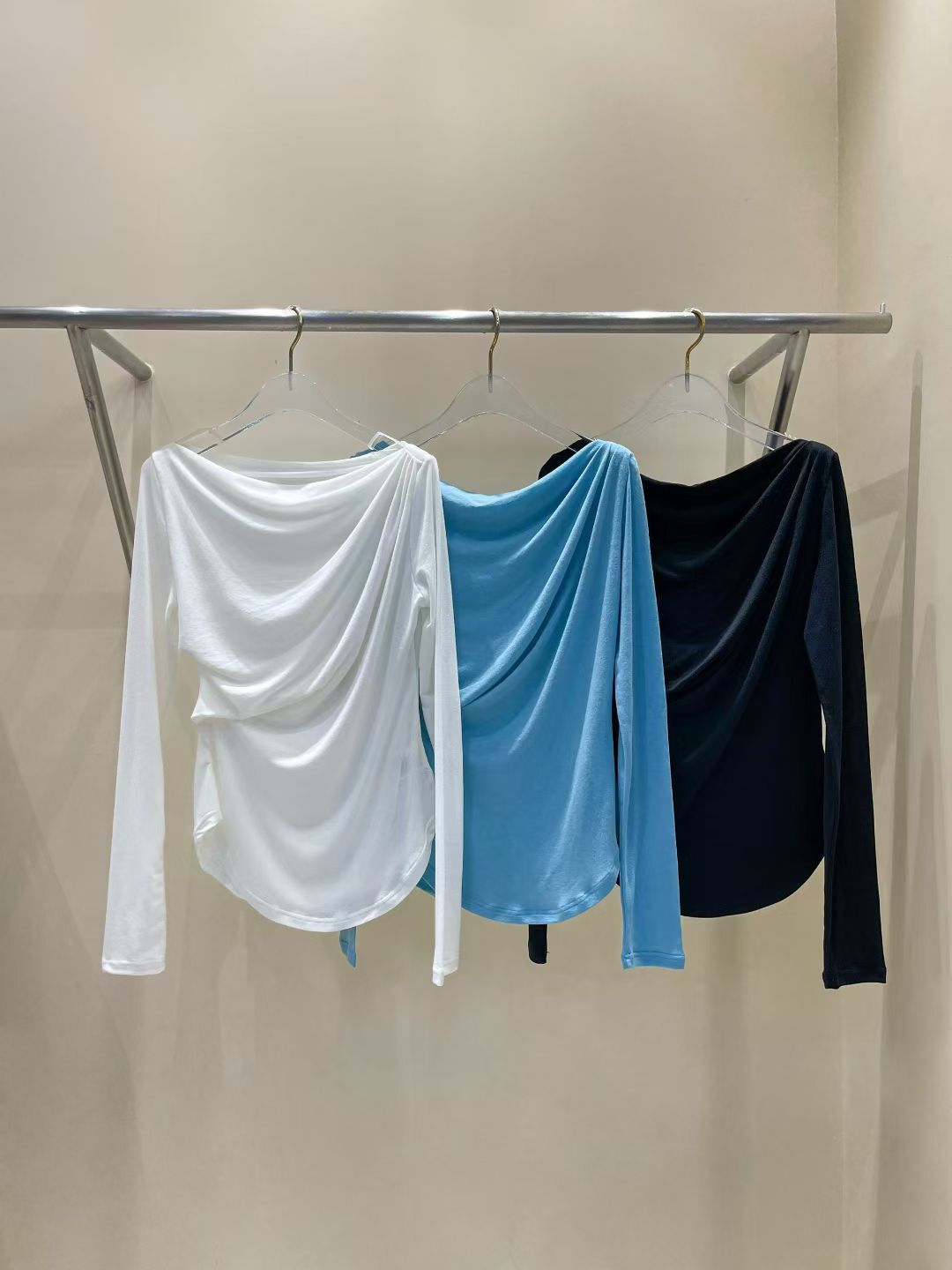 EM5033 女神垂領優雅上衣