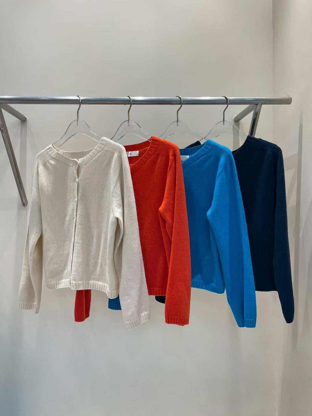 EM5035 基礎圓領羊毛冷衫