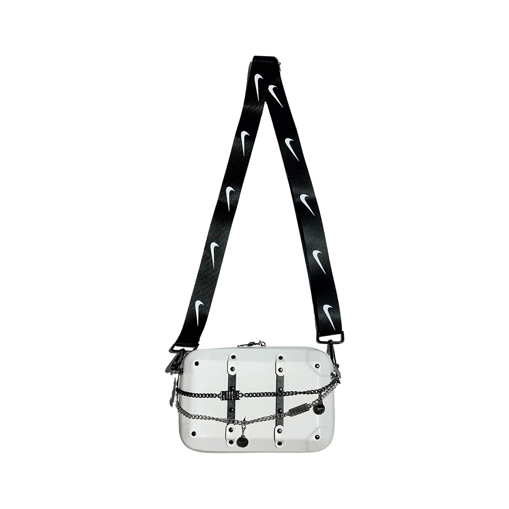 Nike Swoosh 相機軟殼包 白色