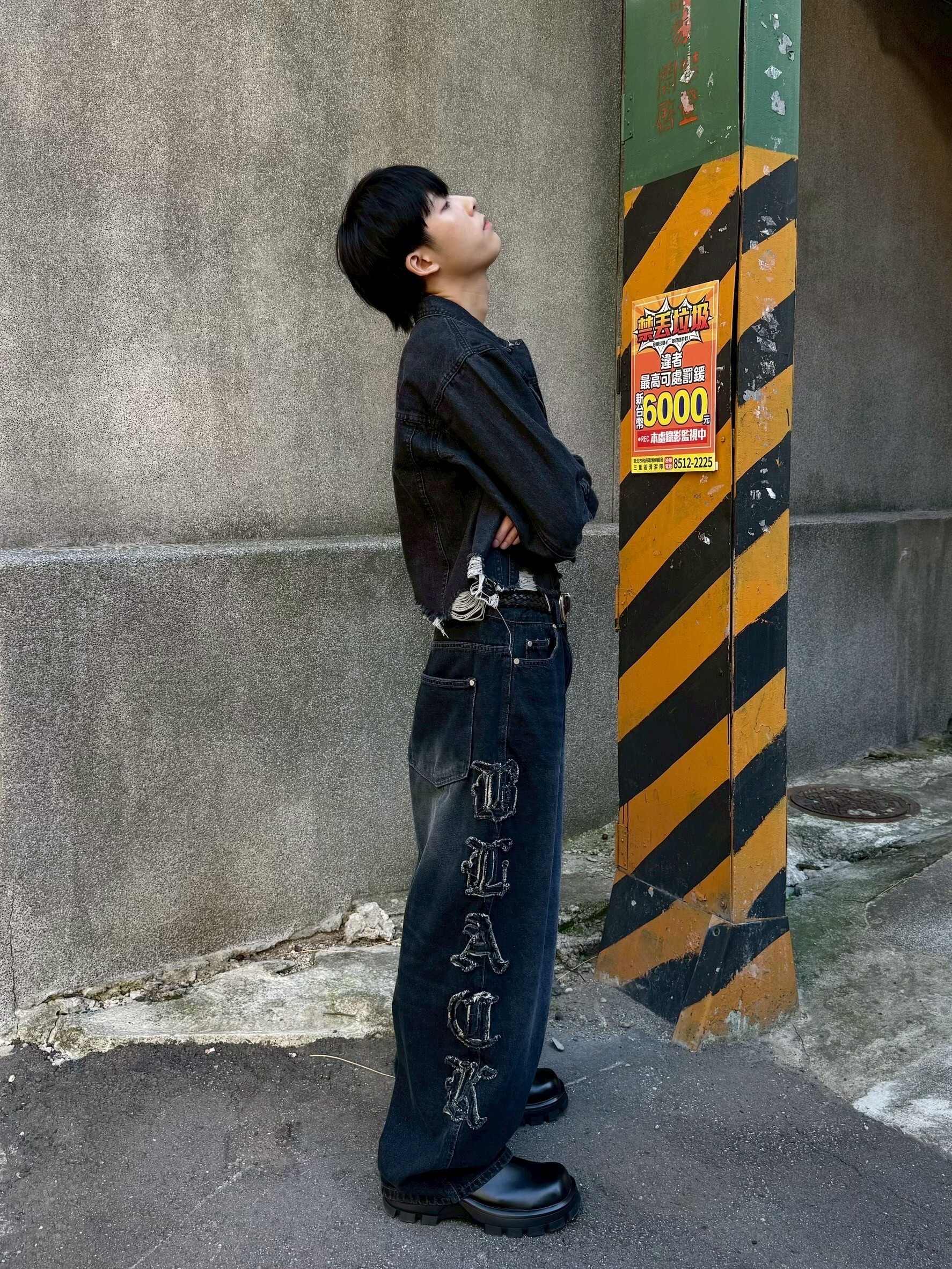 短版破壞牛仔外套