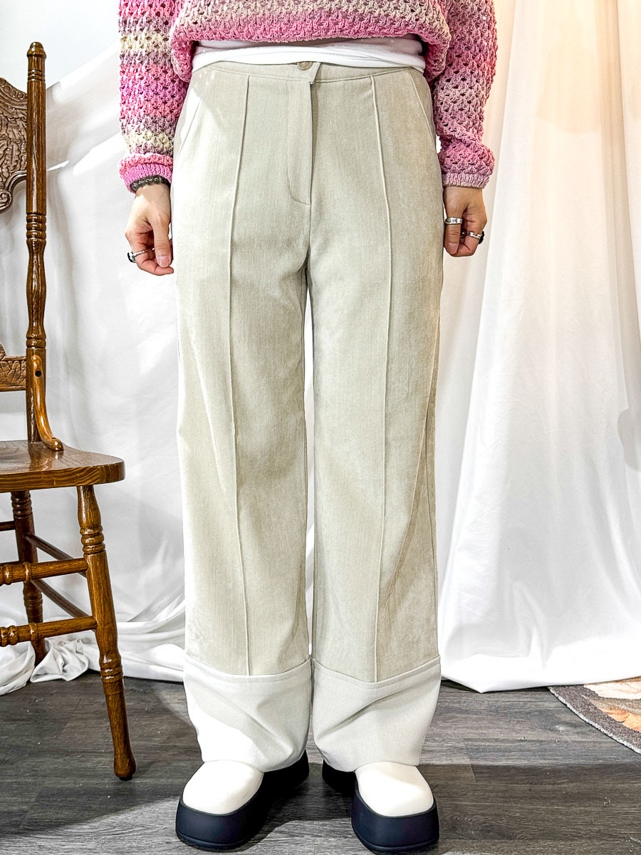 開倉低至半價😱FINALSALE📣 後腰內橡根．腳位一級．薄絨絨料直腳褲 (有袋)【不設退換 】