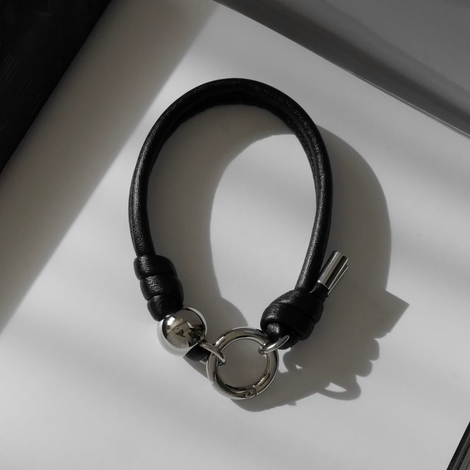 [nity] hand strap | ball silver / 黑色 - 附墊片 (H041)
