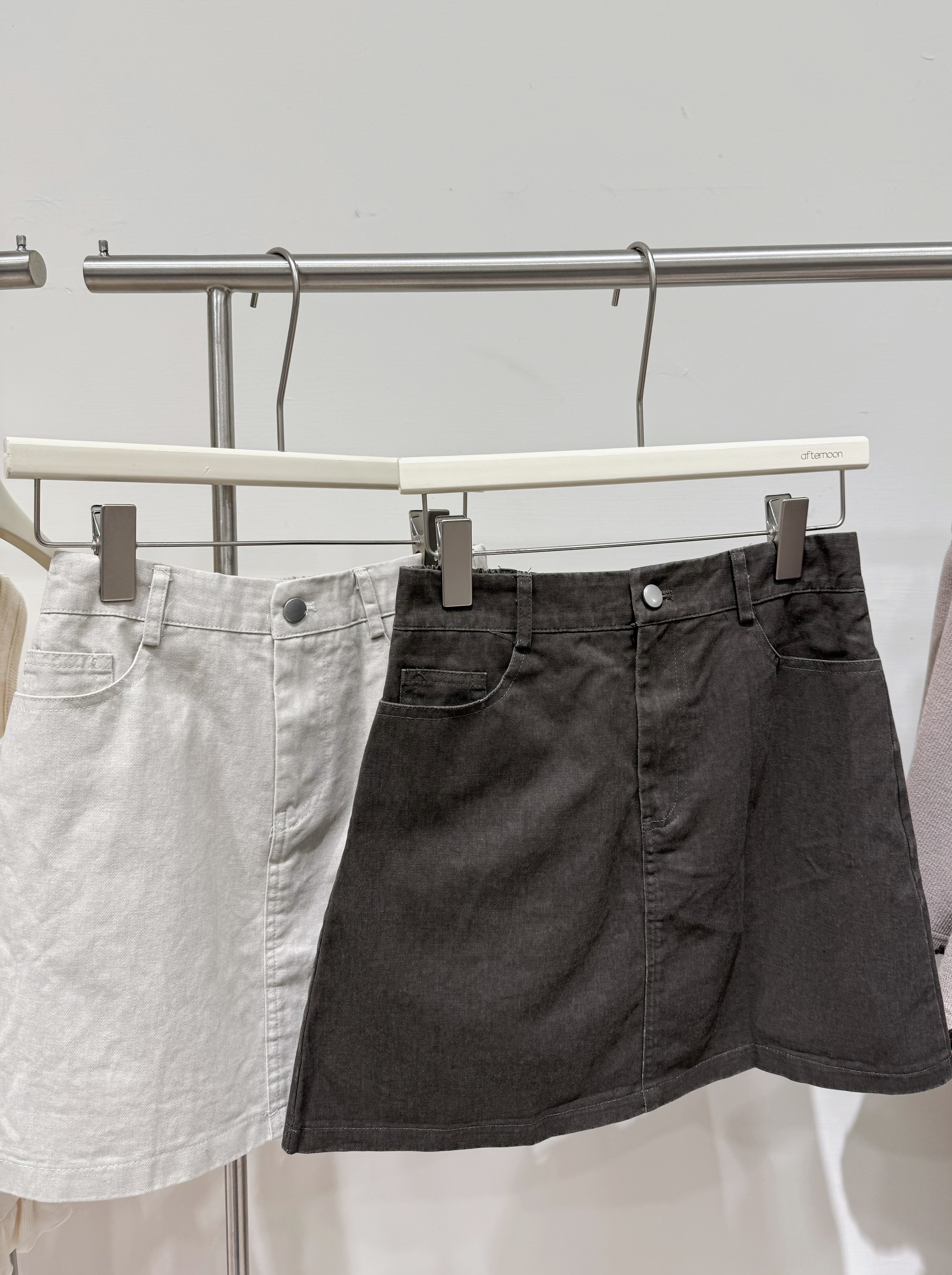 6176 後鬆緊腰復古色短裙