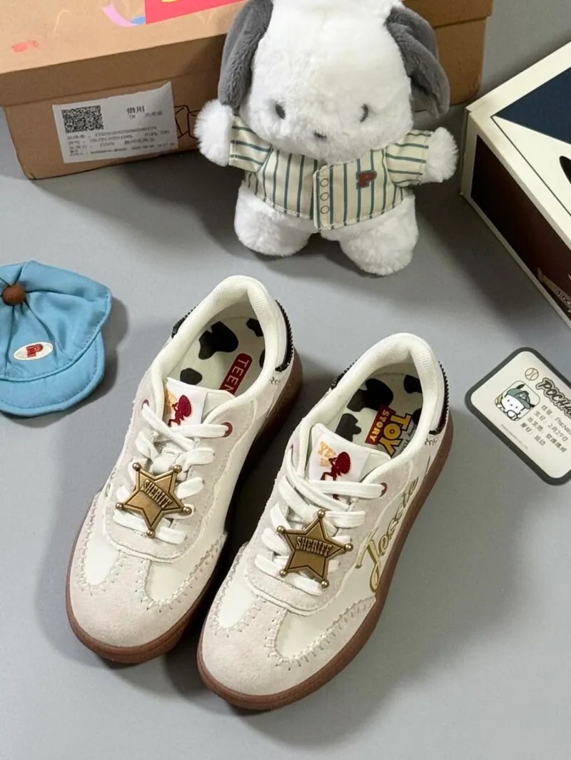 DIsney x Teenmix 玩具總動員聯名 翠絲 牛仔 復古 焦糖底 奶油白