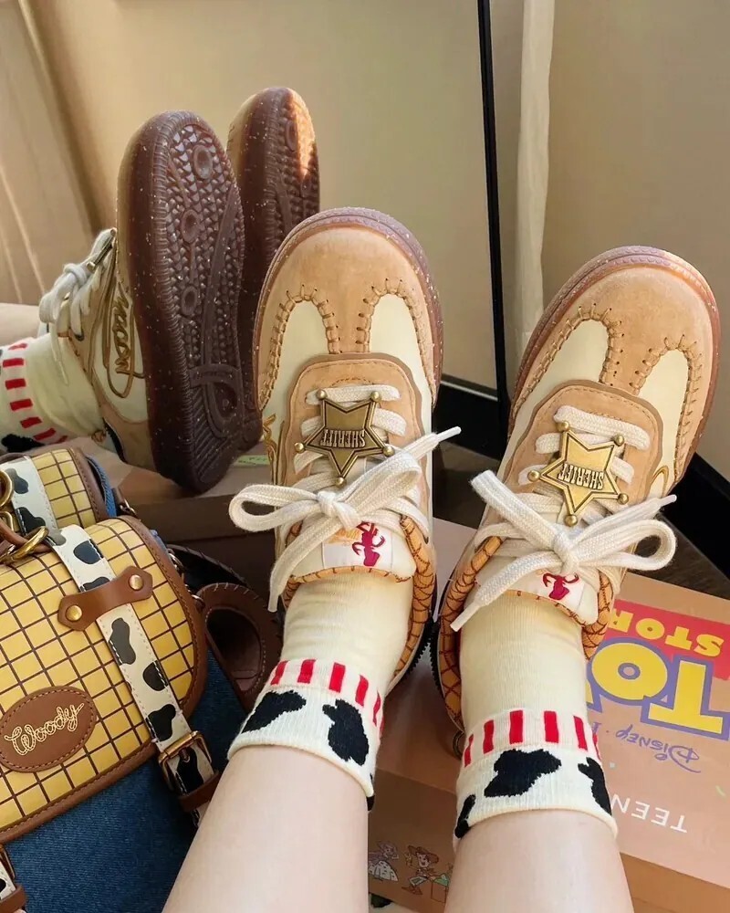 DIsney x Teenmix woody 玩具總動員 胡迪 牛仔 復古 焦糖底 奶黃