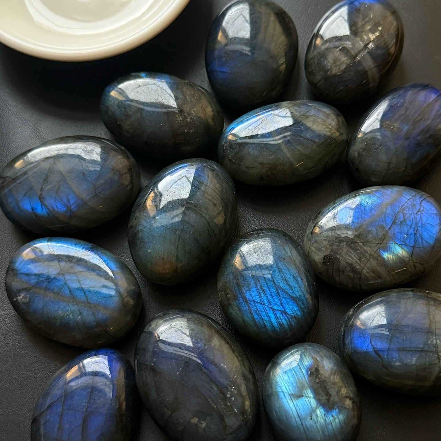 [原石] 魔鬼拉長石 水晶把玩