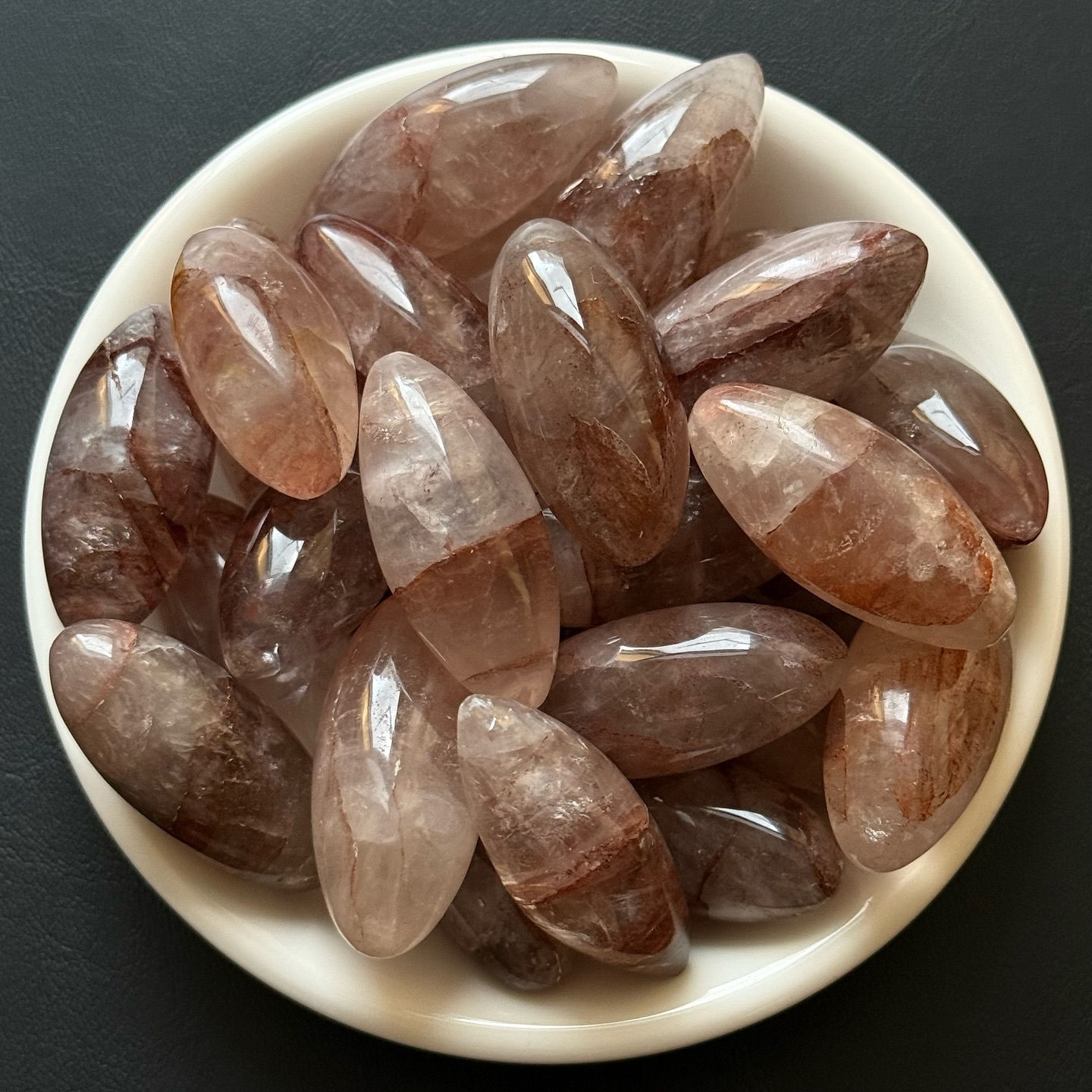 [原石] 紅膠花石英 水晶滾石