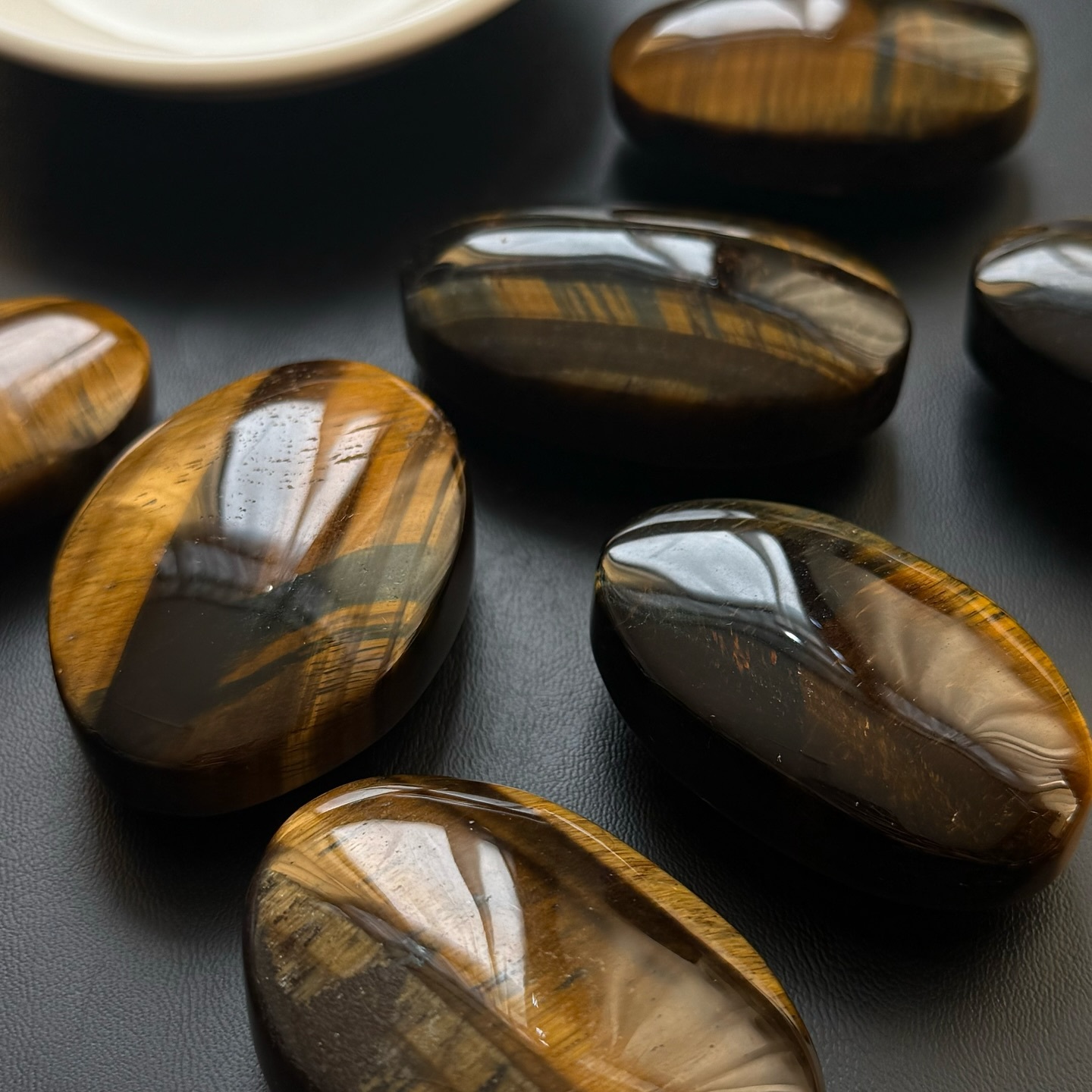 [原石] 藍黃虎眼石 水晶把玩