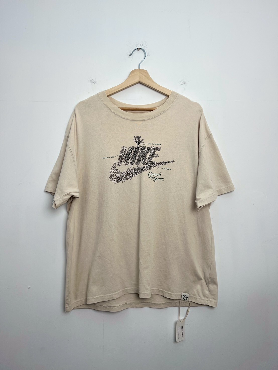 Nike AS M NSW SUST GRAPHIC TEE SIZE 2XL