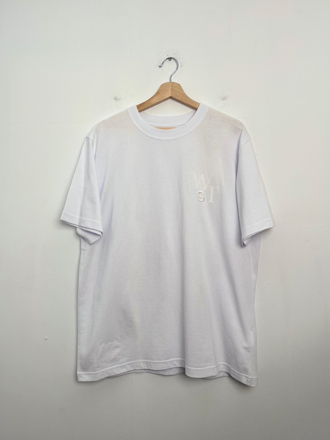 SACAI WTAPS FLOCK PRINT T-SHIRT / 2423234D-CSM03S SIZE XXL
