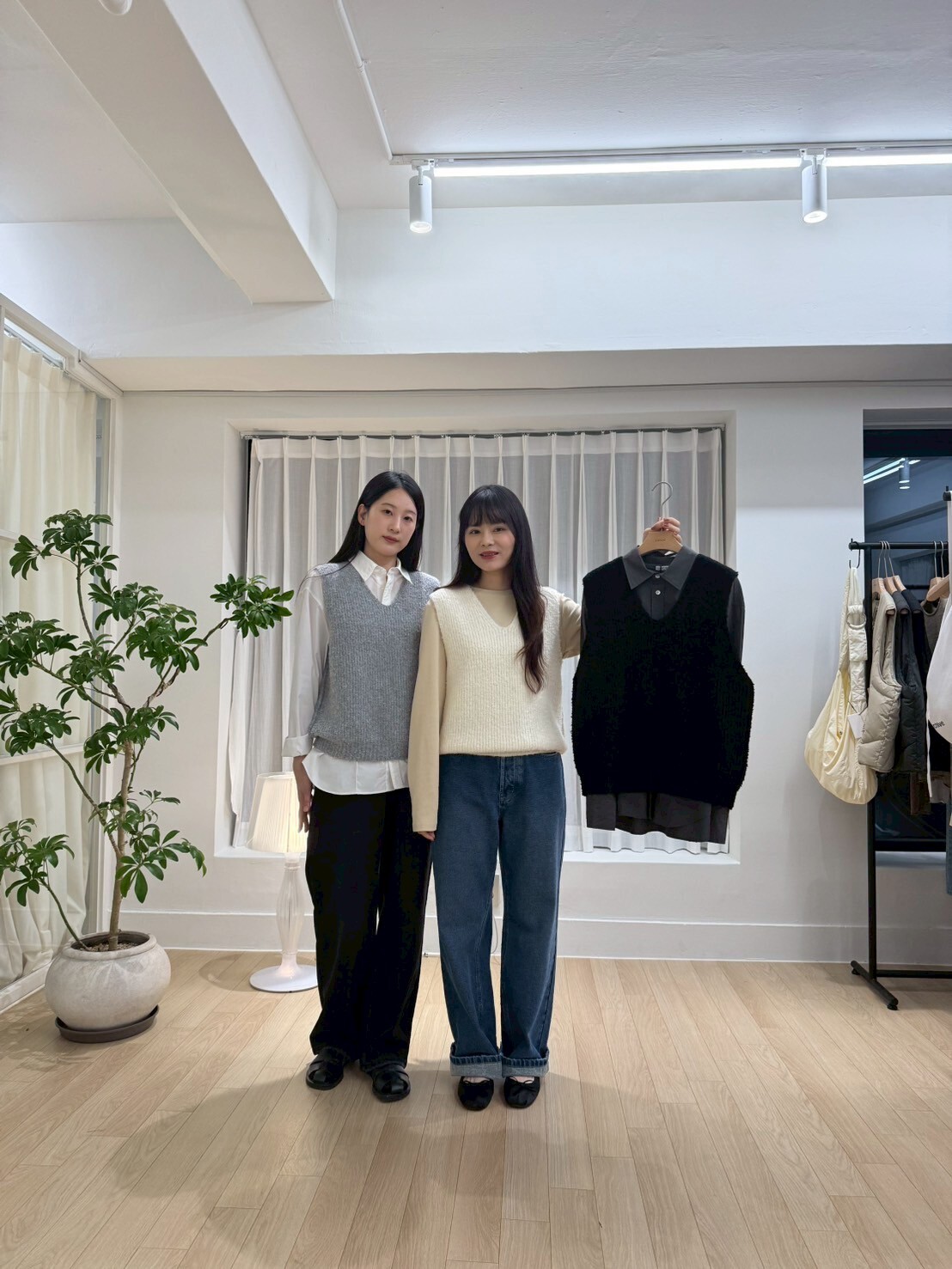 PE5005 百搭羊毛V領背心