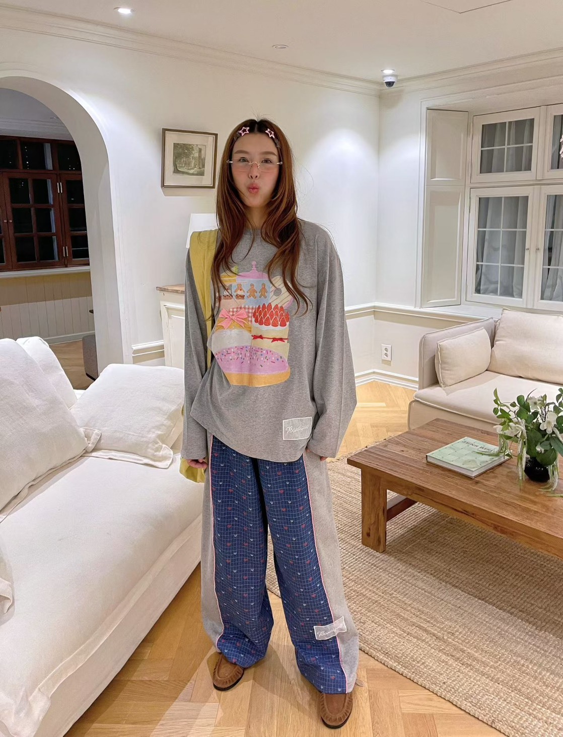 灰拚藍愛心休閒褲