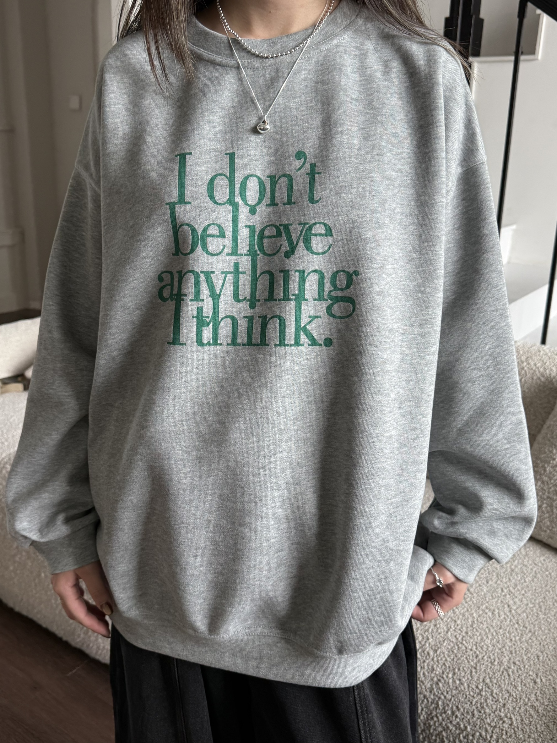 撞色英文字複合式大學Ｔ