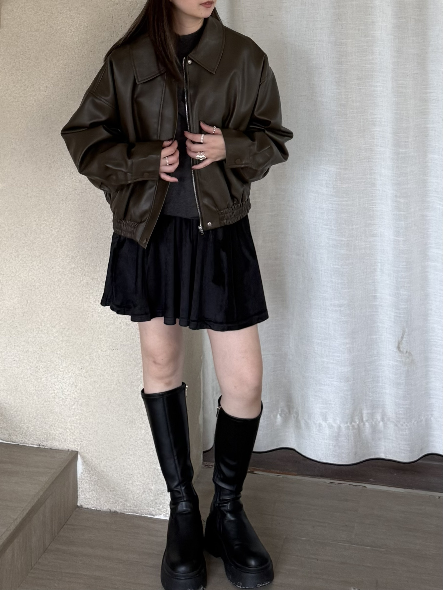 翻領短版皮外套