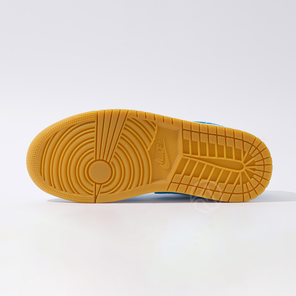 Nike Air Jordan 1 Low 女 藍白 復古 低筒 喬丹 AJ1 休閒 運動 休閒鞋 DC0774-104