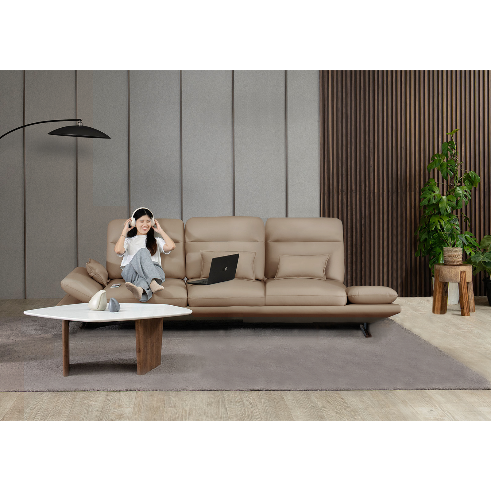 Lovy 後推式牛皮沙發- 奶茶褐〔SF9547〕