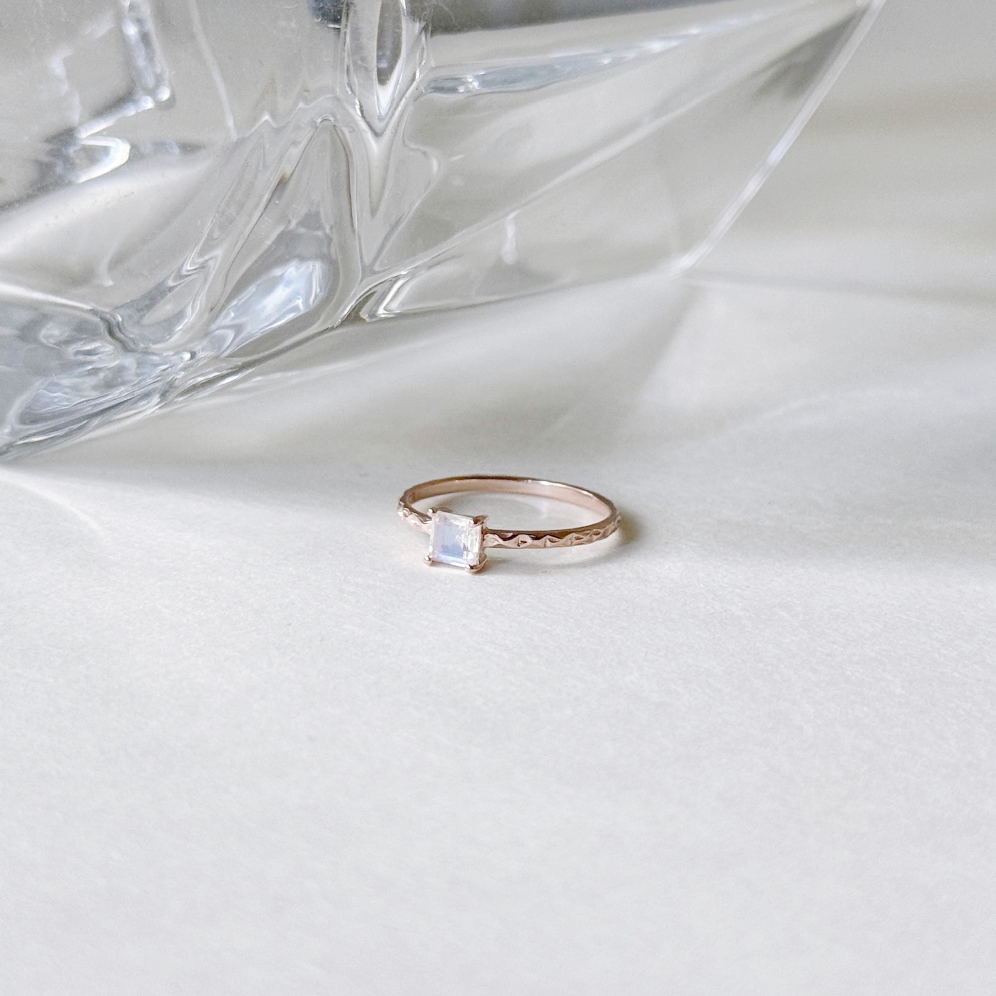 Square月光石戒指