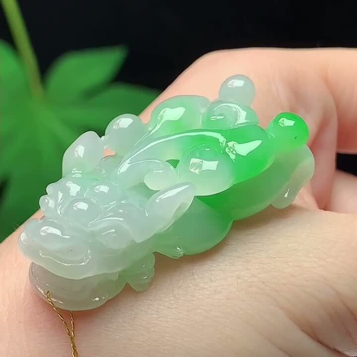 翡翠飄綠貔貅,天然翡翠A玉, 緬甸玉, Jade, Jadeite