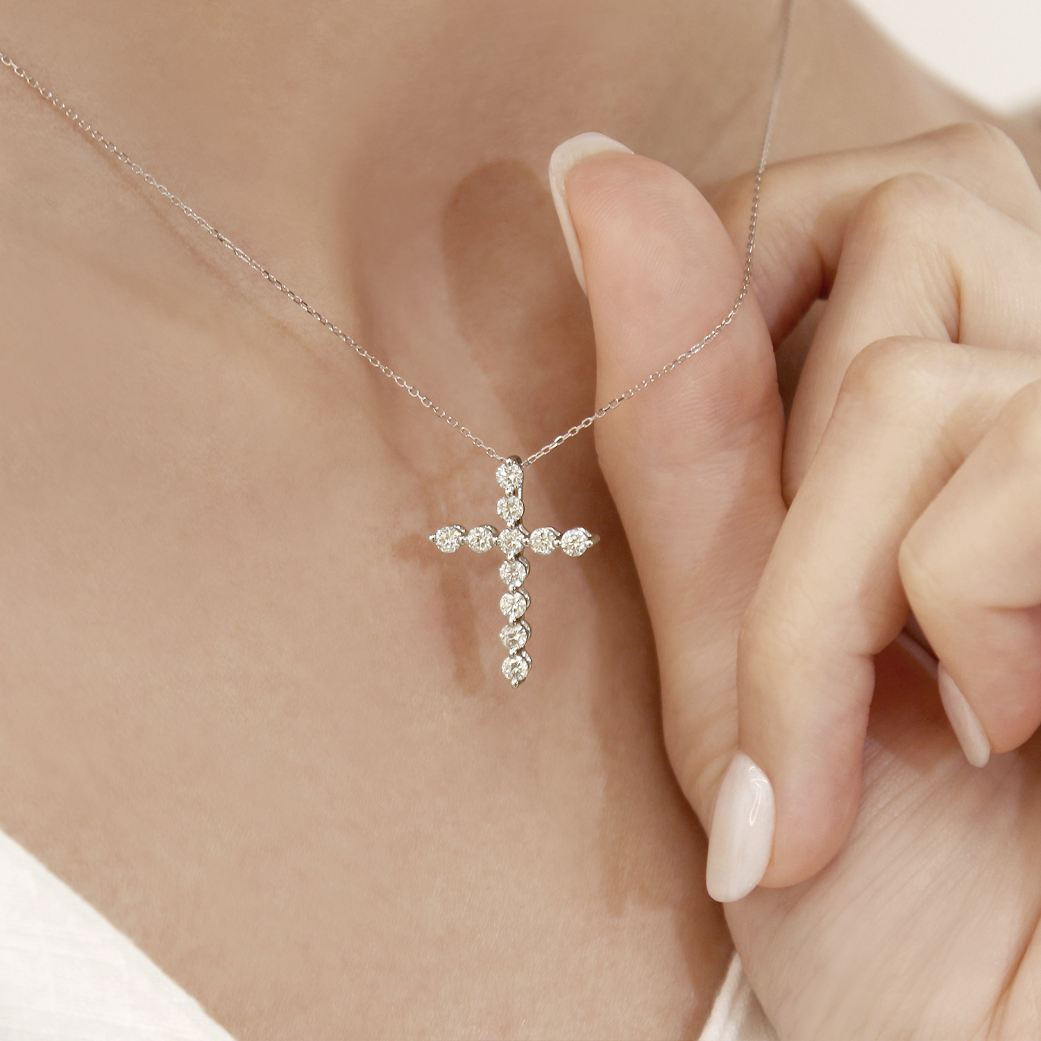 Sparkling Cross  十字架墜飾