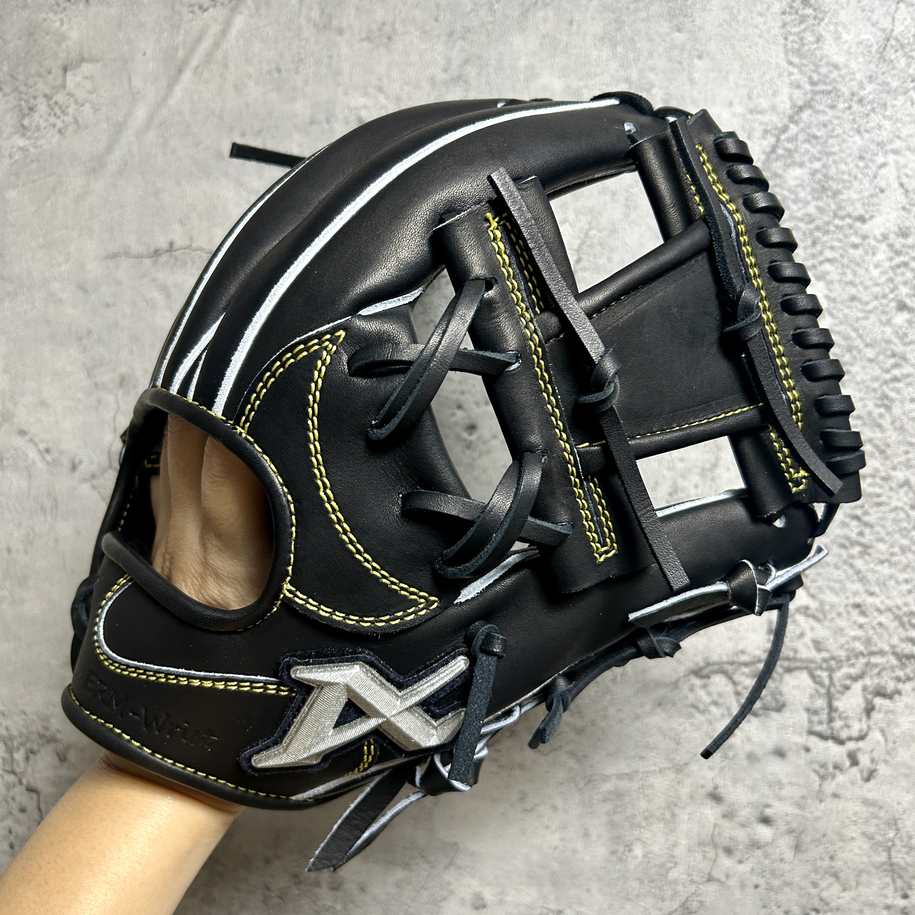 【照片分享】ATOMS 硬式 内野  APL-NE066