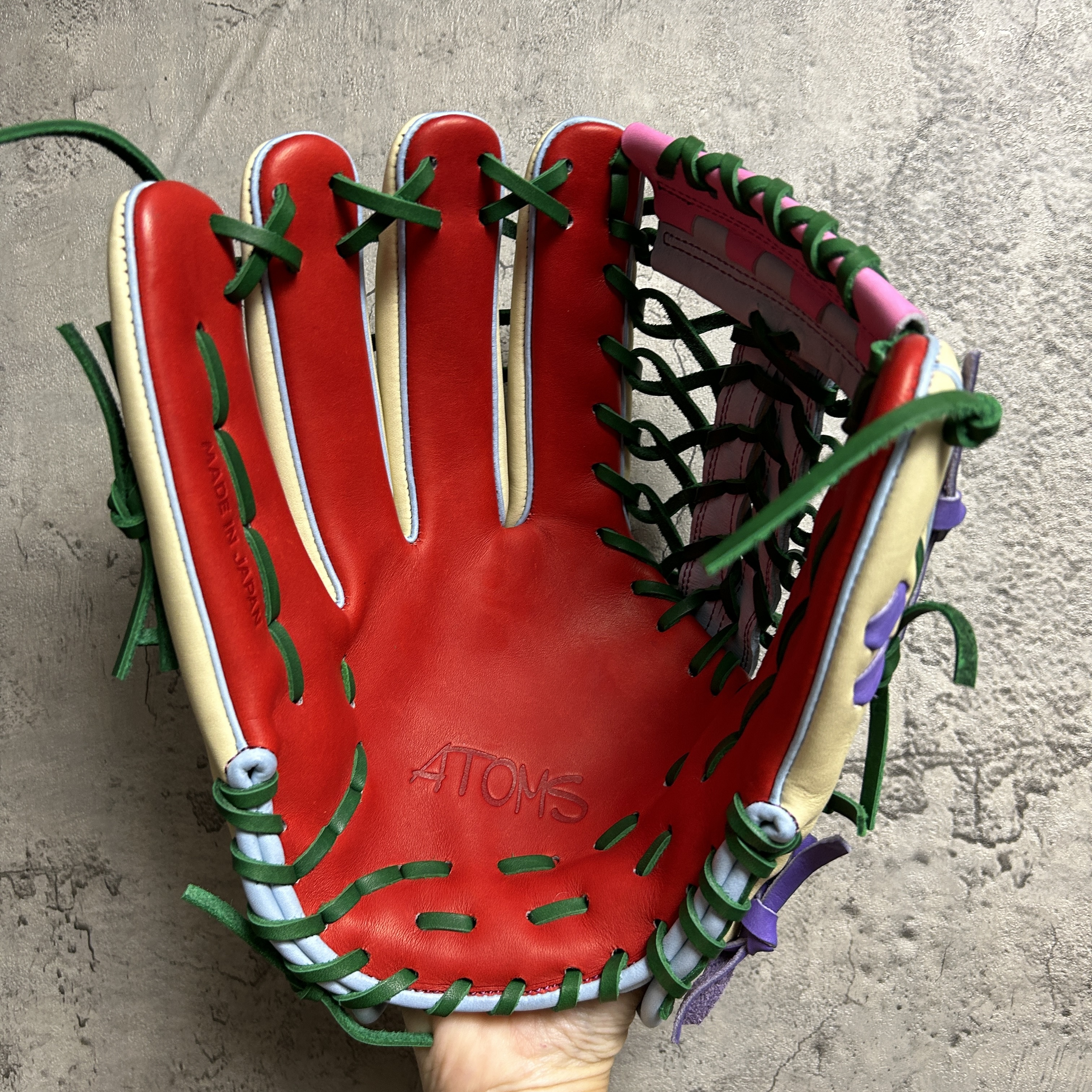 【照片分享】ATOMS 軟式外野  APL-NE702