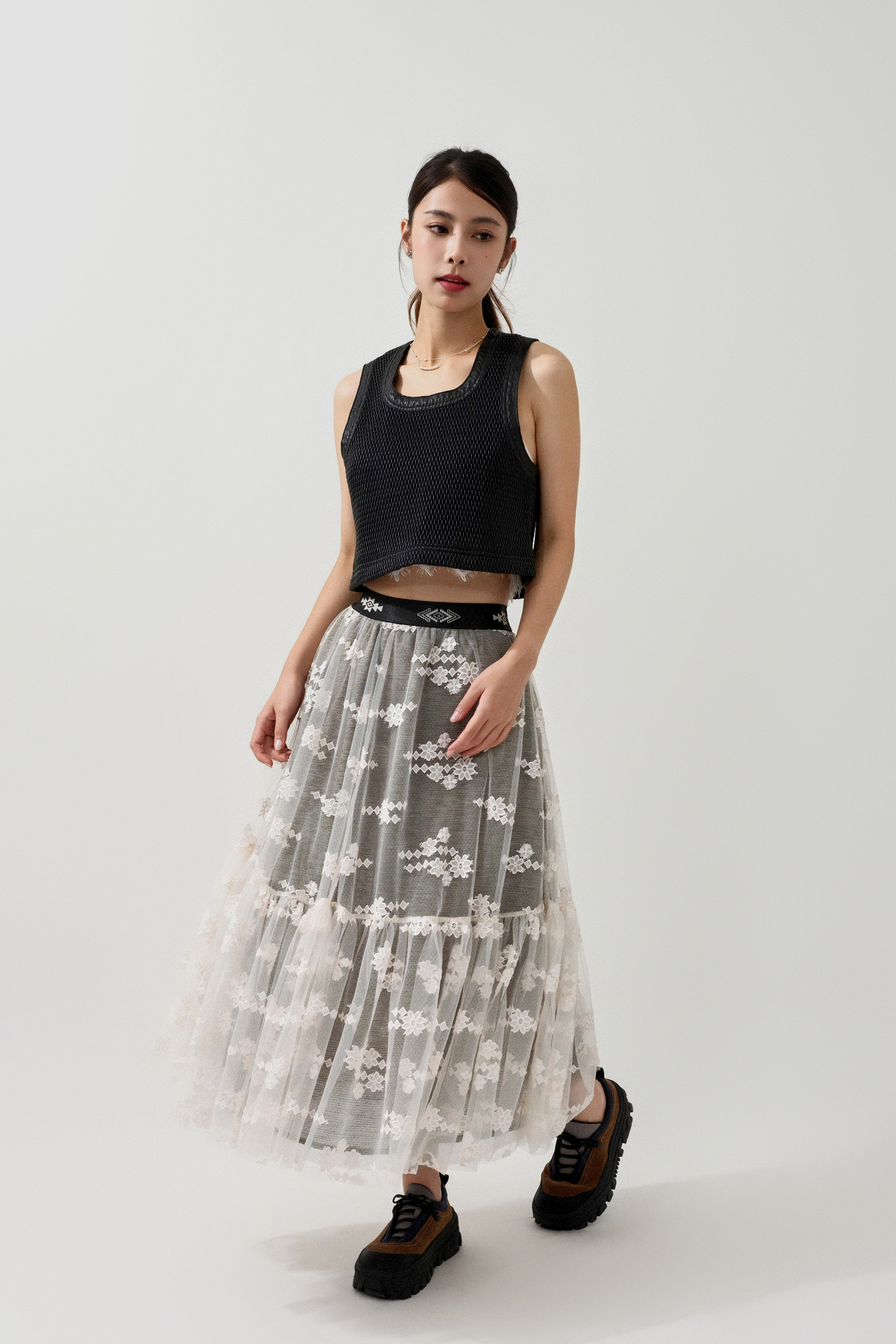 凹凸紋皮短背心 (預購產品）