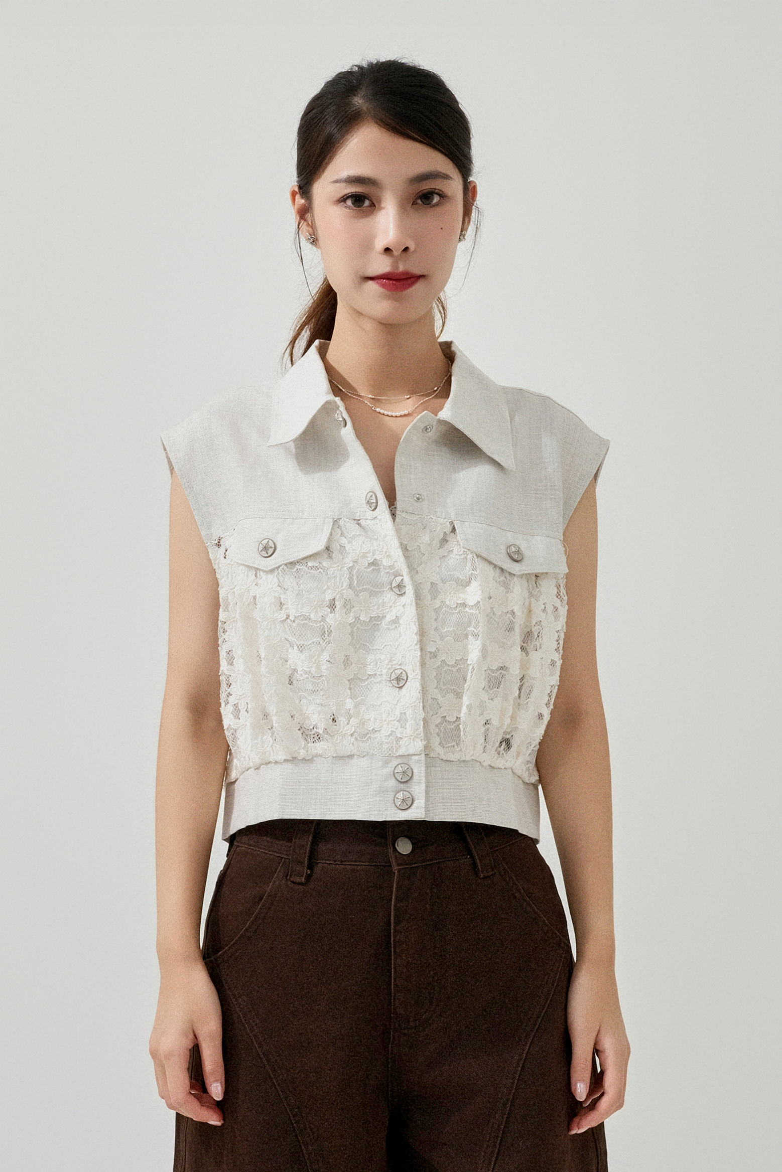 立體繡花網拼布背心 (現貨款式）