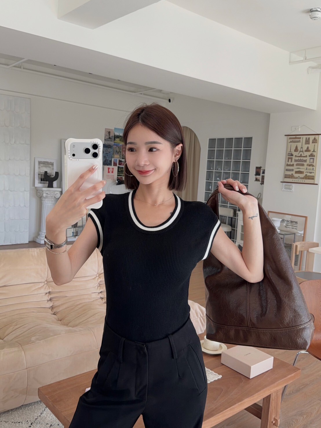 撞色滾邊修身上衣