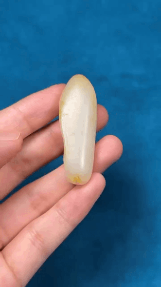 99221 和田玉原籽