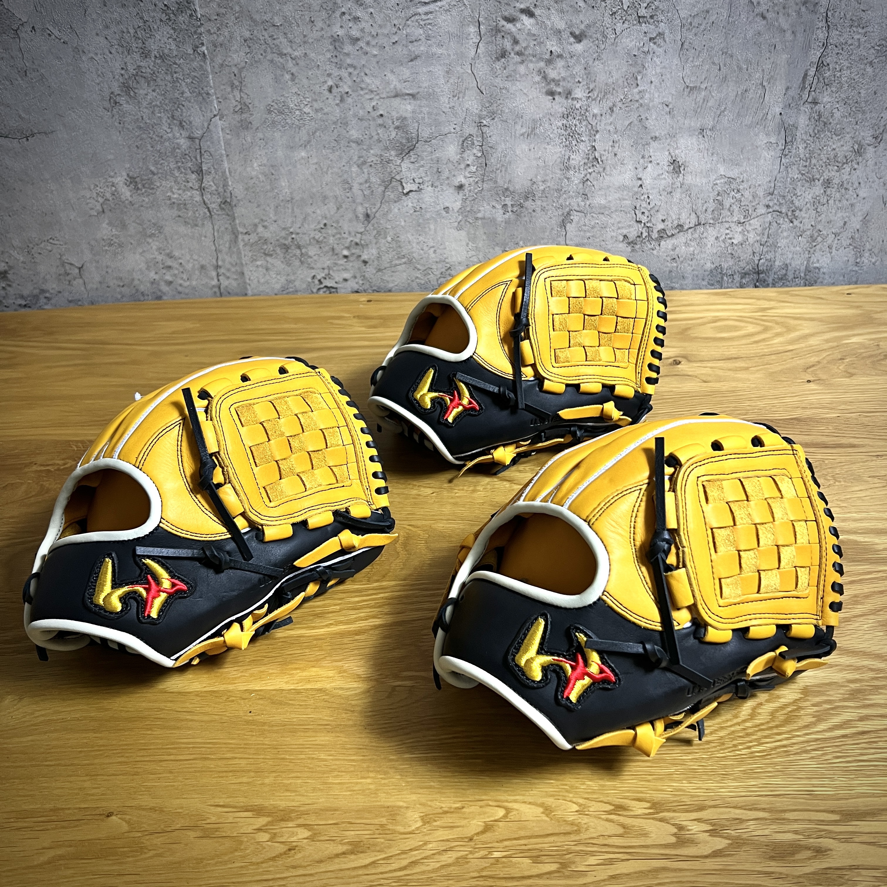 World-pegasus 獨角獸 限定樣式 軟式 壘球 大內野 投手 内野兼用 11.8吋