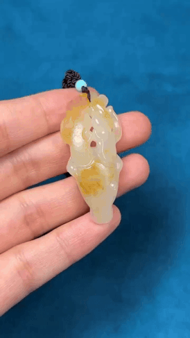 99224 和田玉籽料一路如意