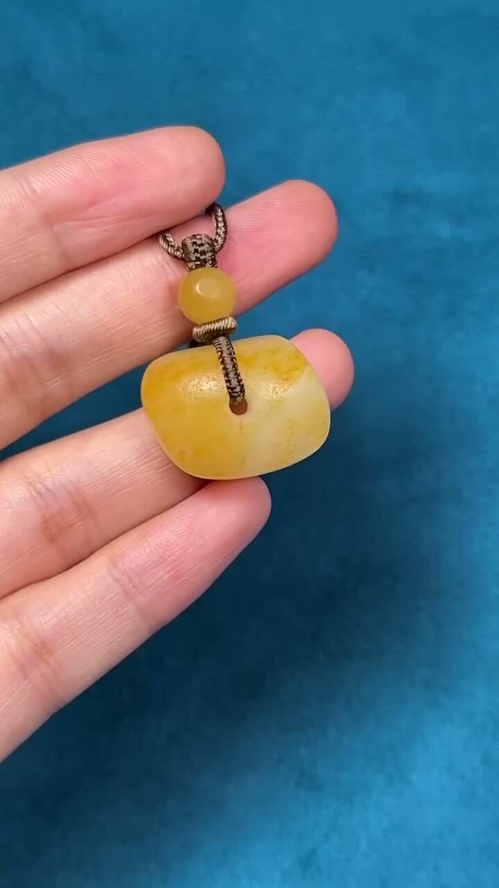 99227 和田玉籽料黃皮平安扣