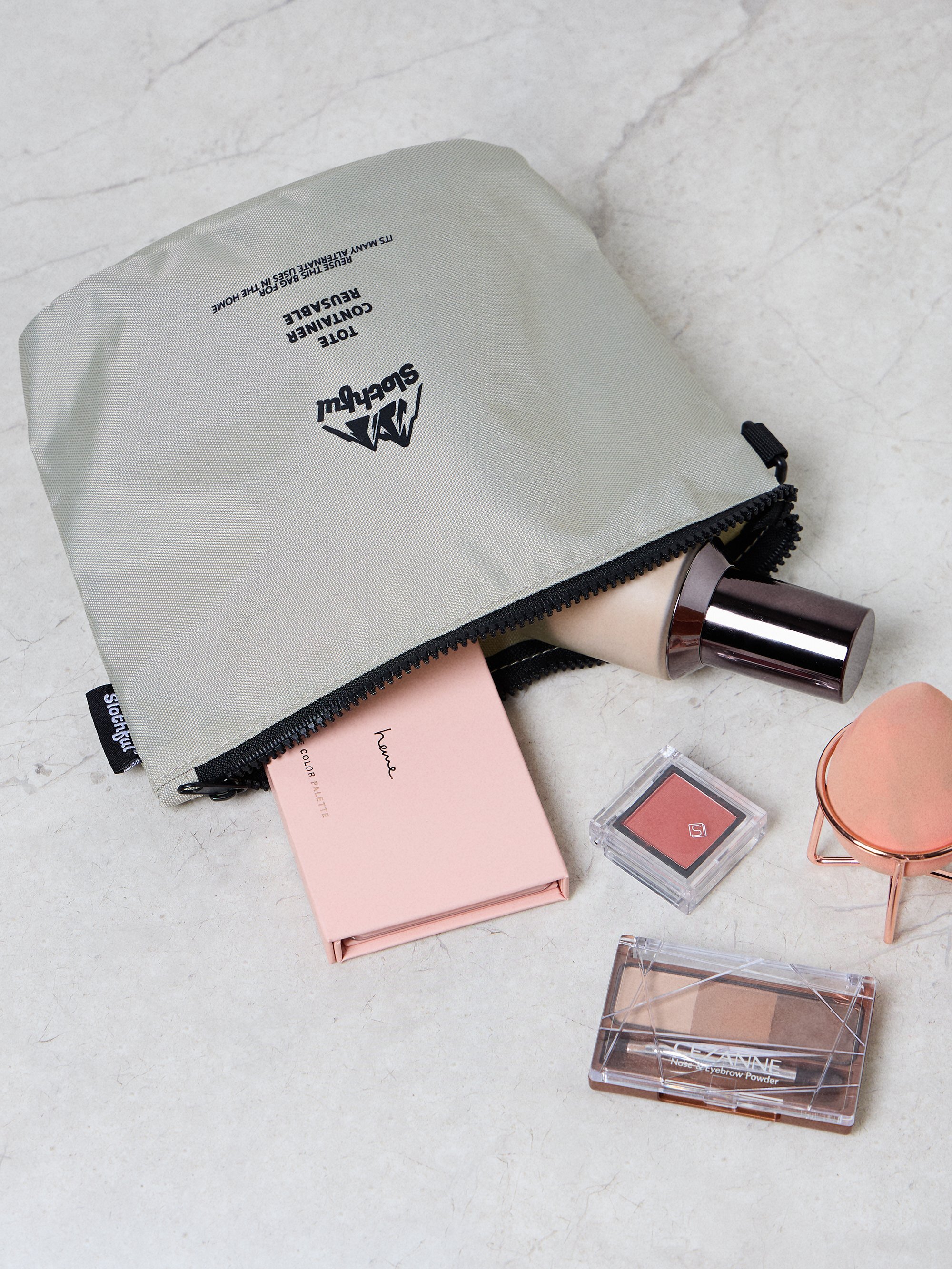 懶系防潑水化妝包