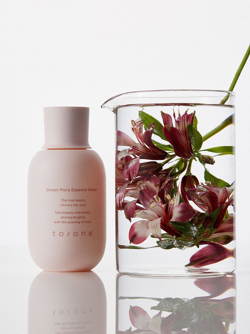to/one Dream Flora Essence Water 夢幻花漾精華化妝水 155ml